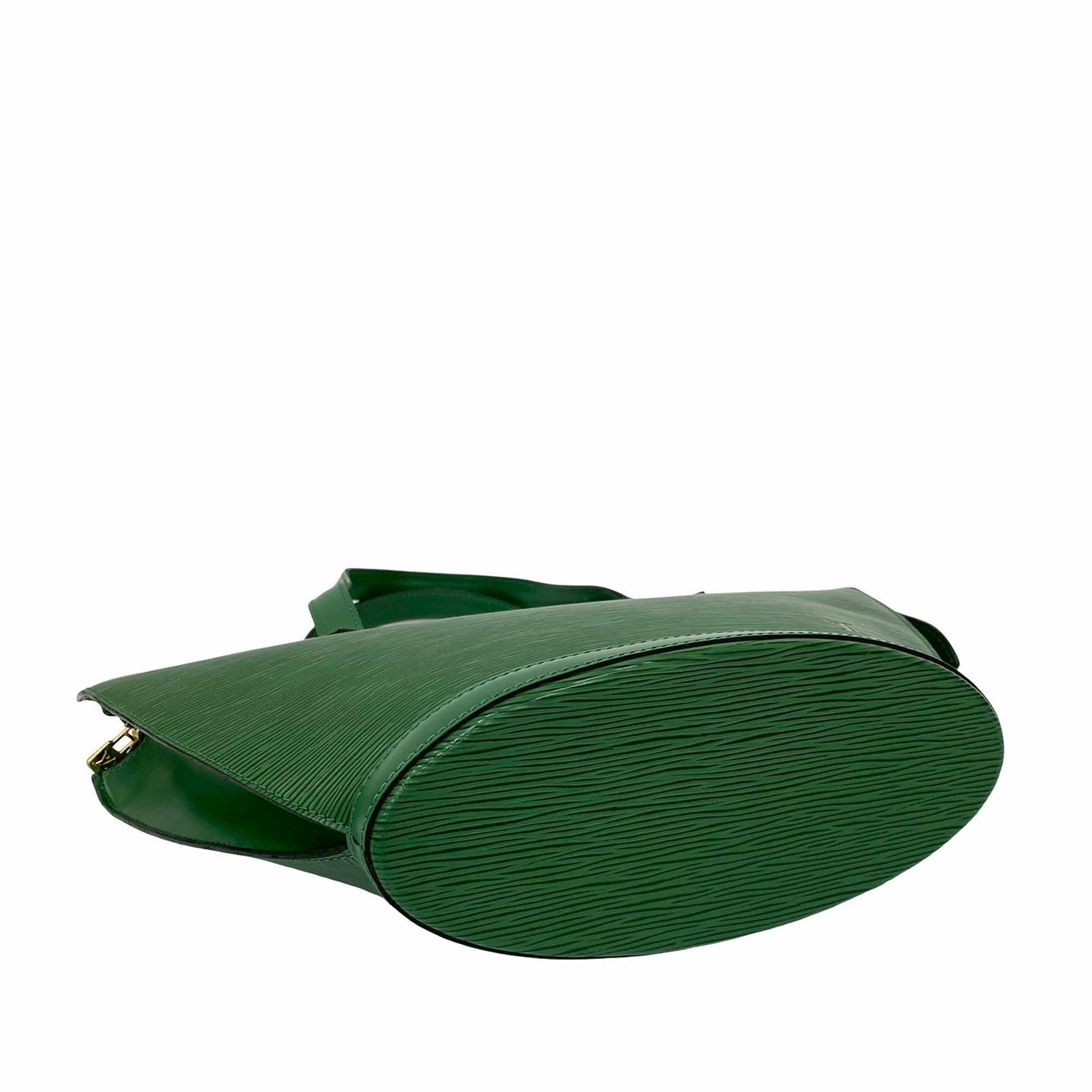 Louis Vuitton Epi Saint Jacques Pm Short Strap, från Luxclusif, i färgen green. Klicka för att öppna bilden i stort format