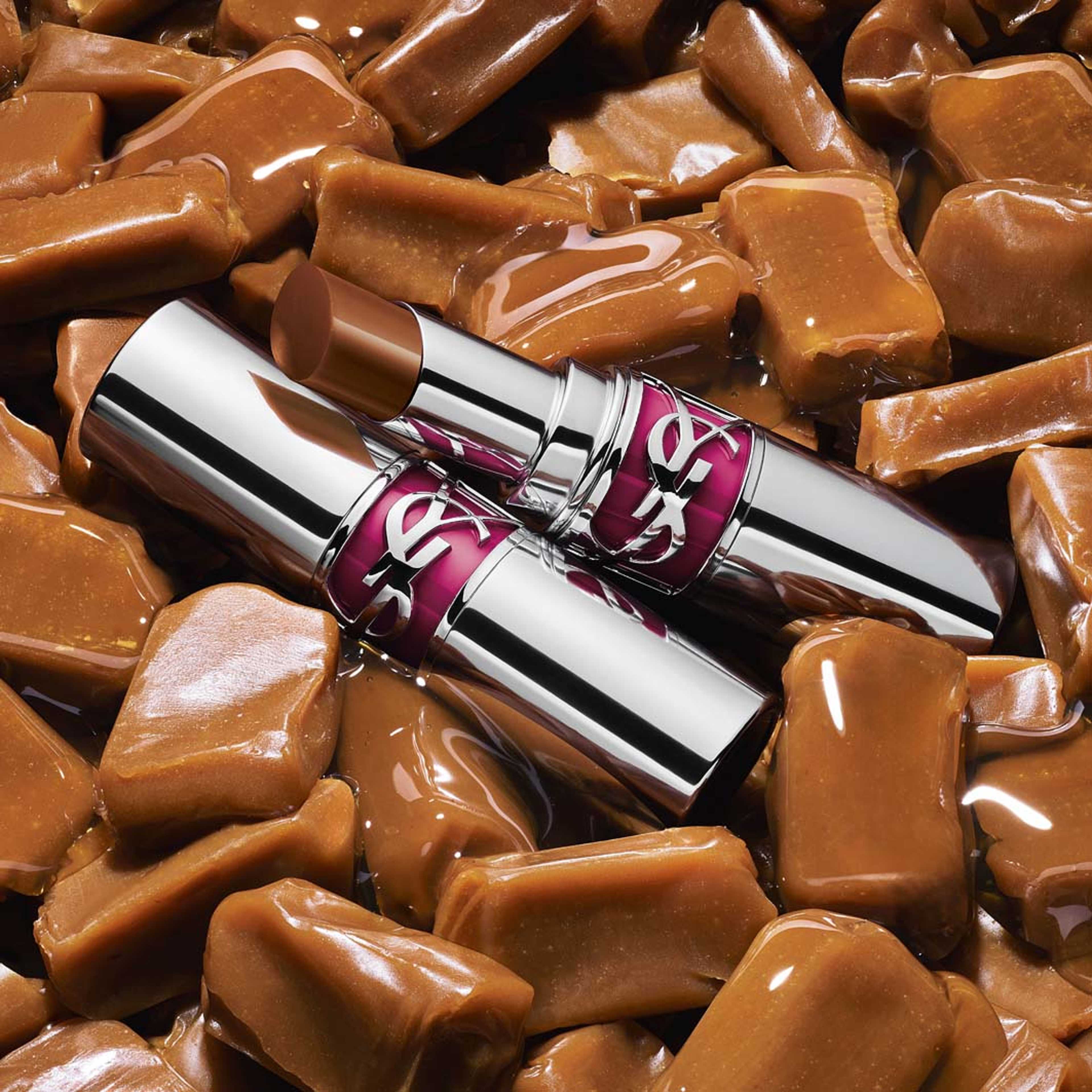 YSL LOVESHINE Candy Glaze Lip Gloss Stick, från Yves Saint Laurent, i färgen 19. Klicka för att öppna bilden i stort format