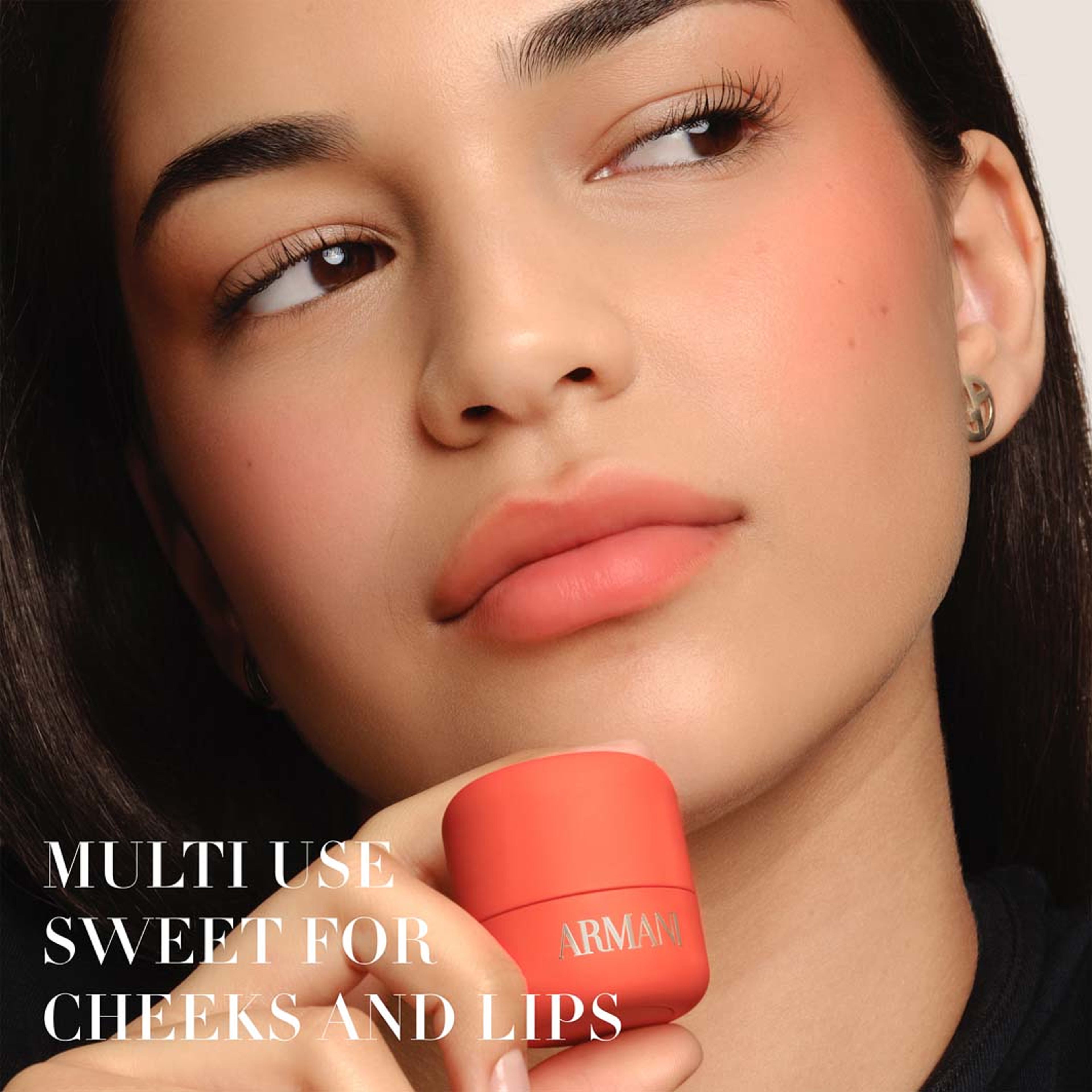 Dolci Makeup Blush, från Armani, i färgen 3. Klicka för att öppna bilden i stort format