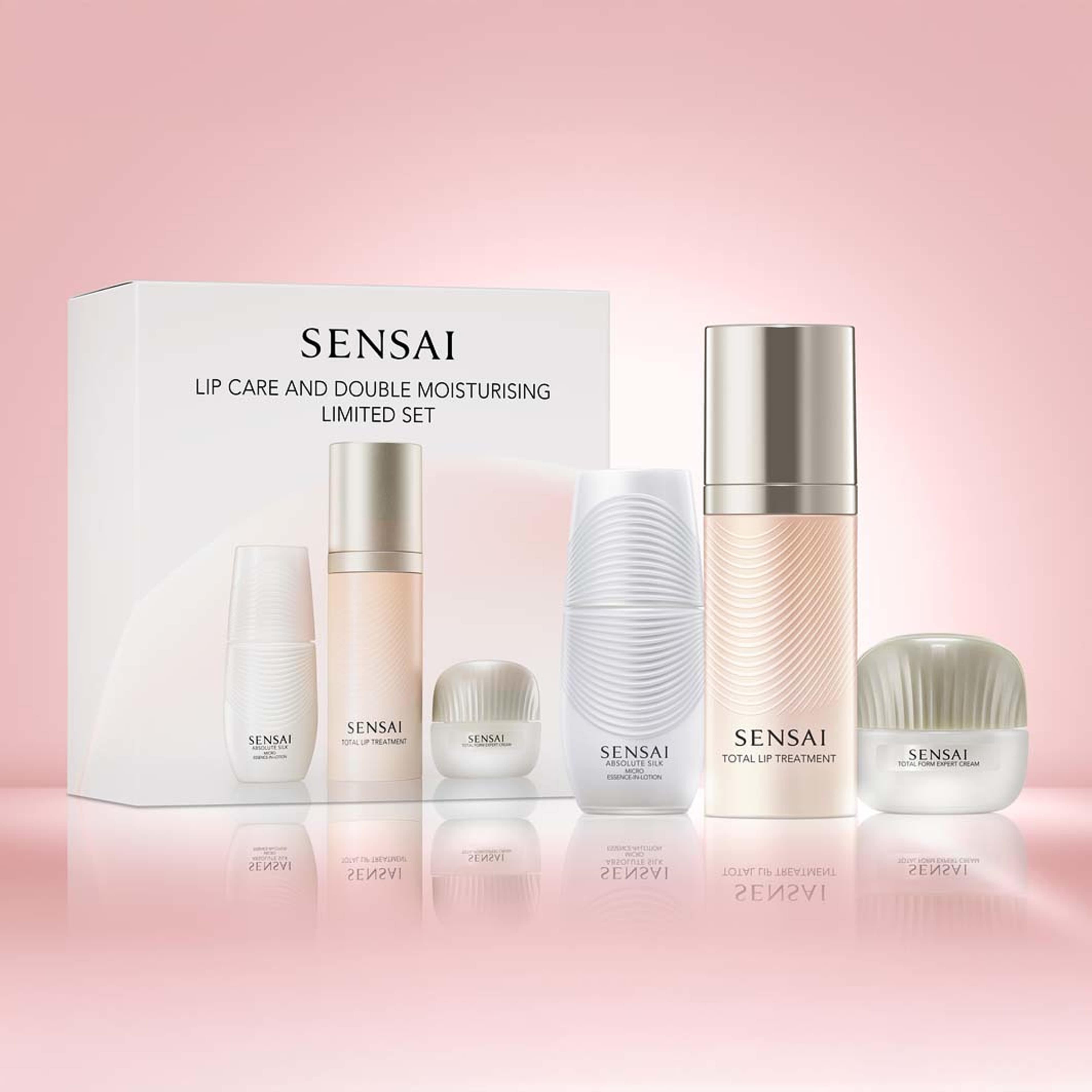 Lip Care And Double Moisturising Limited Set, från Sensai. Klicka för att öppna bilden i stort format