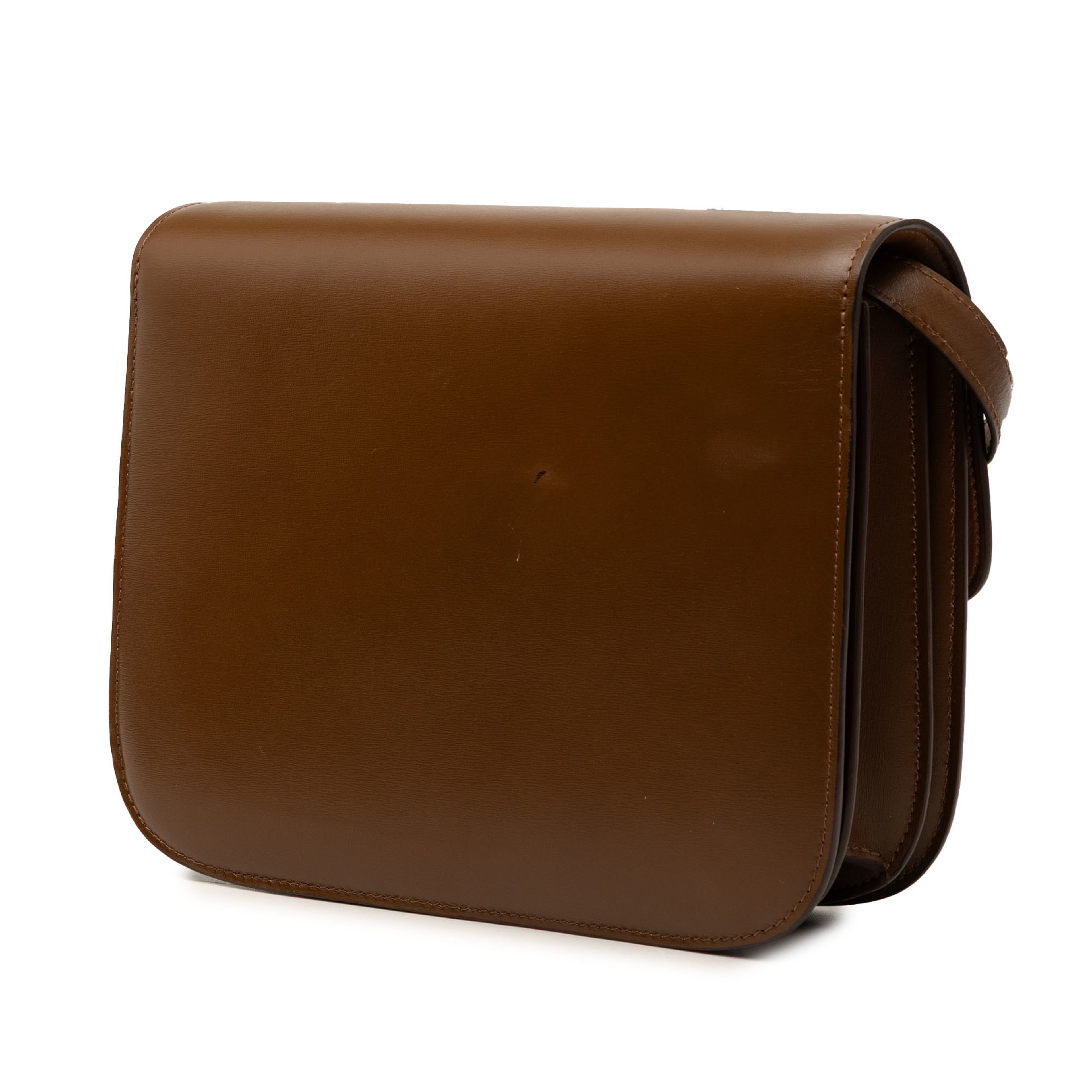 Celine Medium Calfskin Classic Box, från Luxclusif, i färgen brown. Klicka för att öppna bilden i stort format