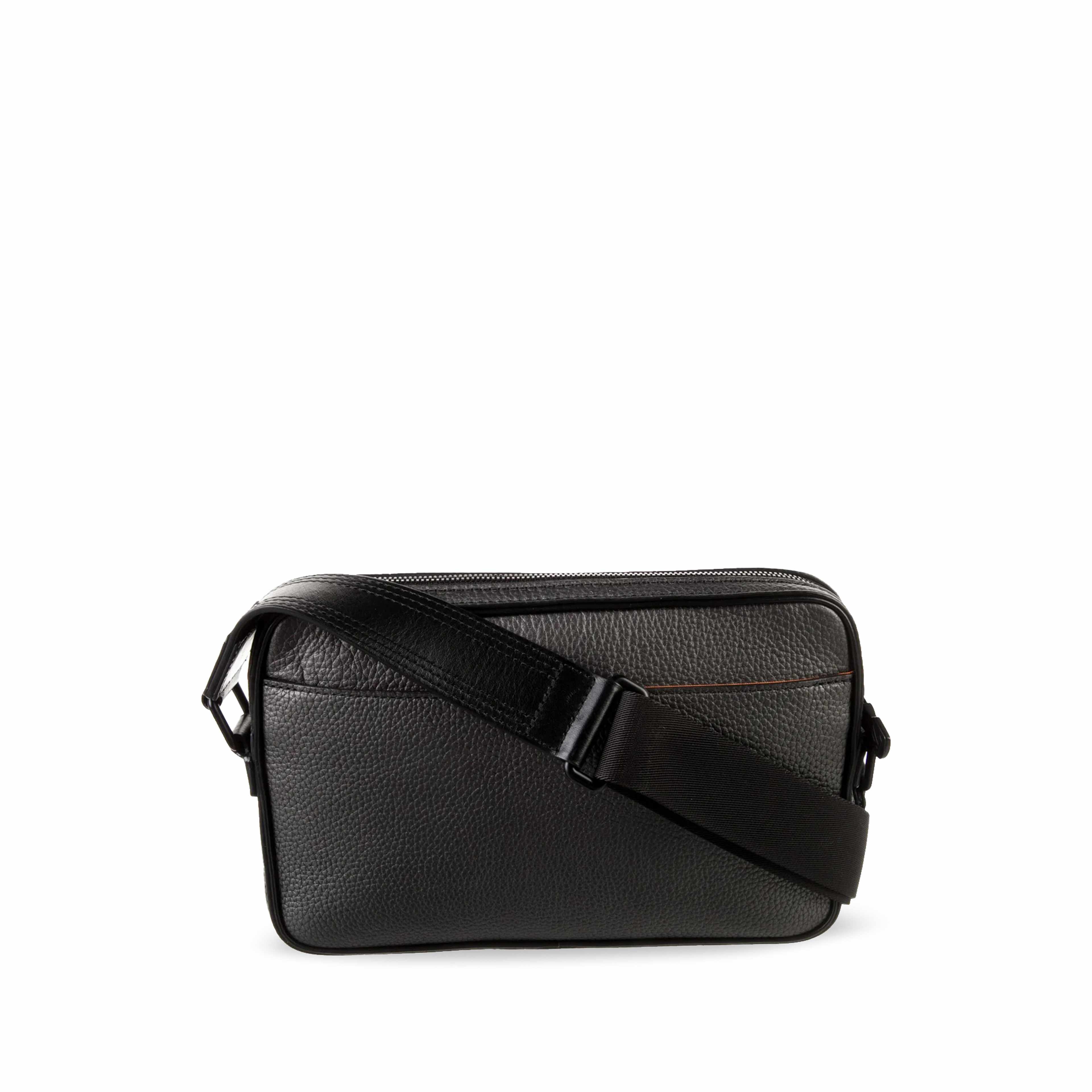 Louis Vuitton Taurillon Alpha, från Luxclusif, i färgen svart. Klicka för att öppna bilden i stort format