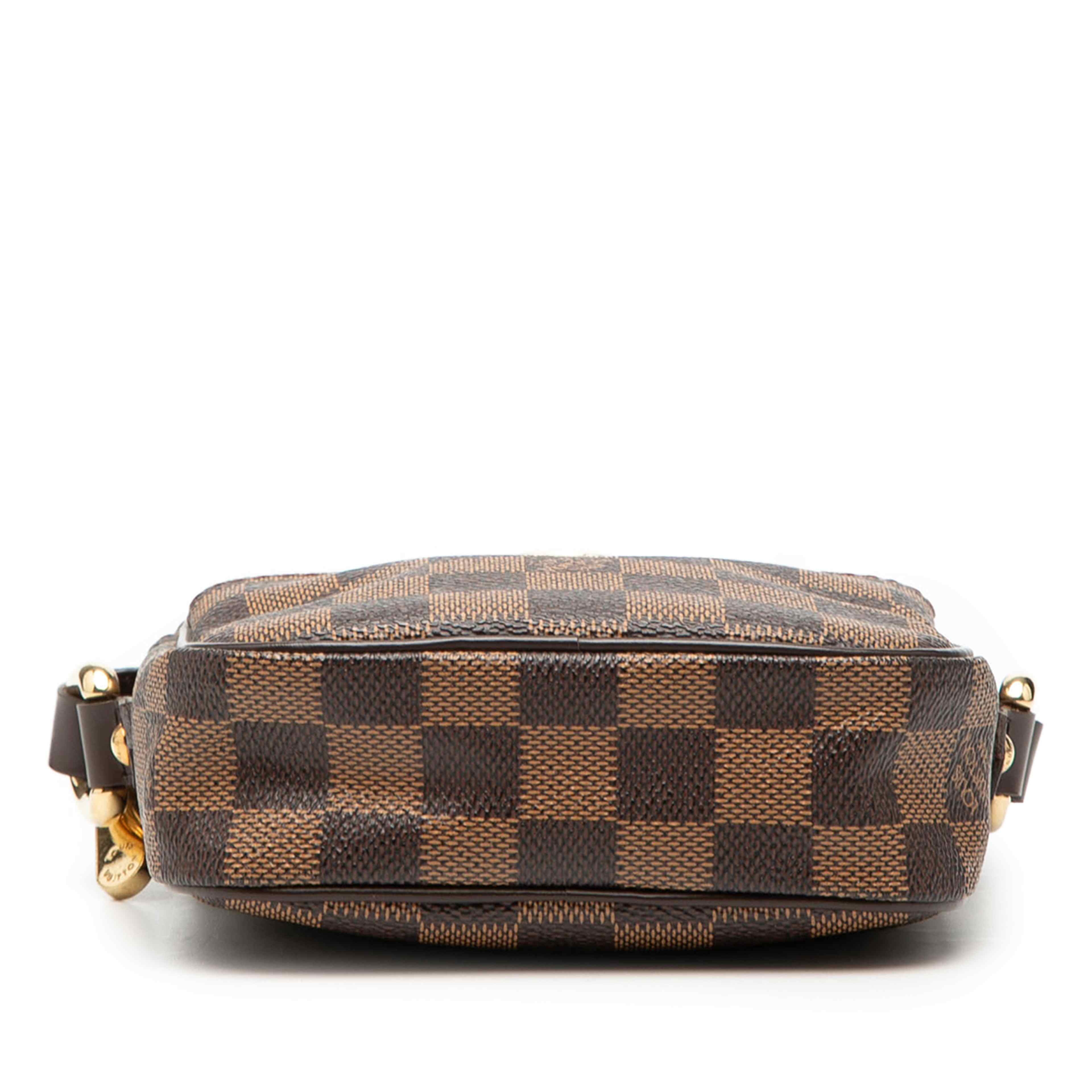 Louis Vuitton Damier Ebene Rift, från Luxclusif, i färgen brun. Klicka för att öppna bilden i stort format