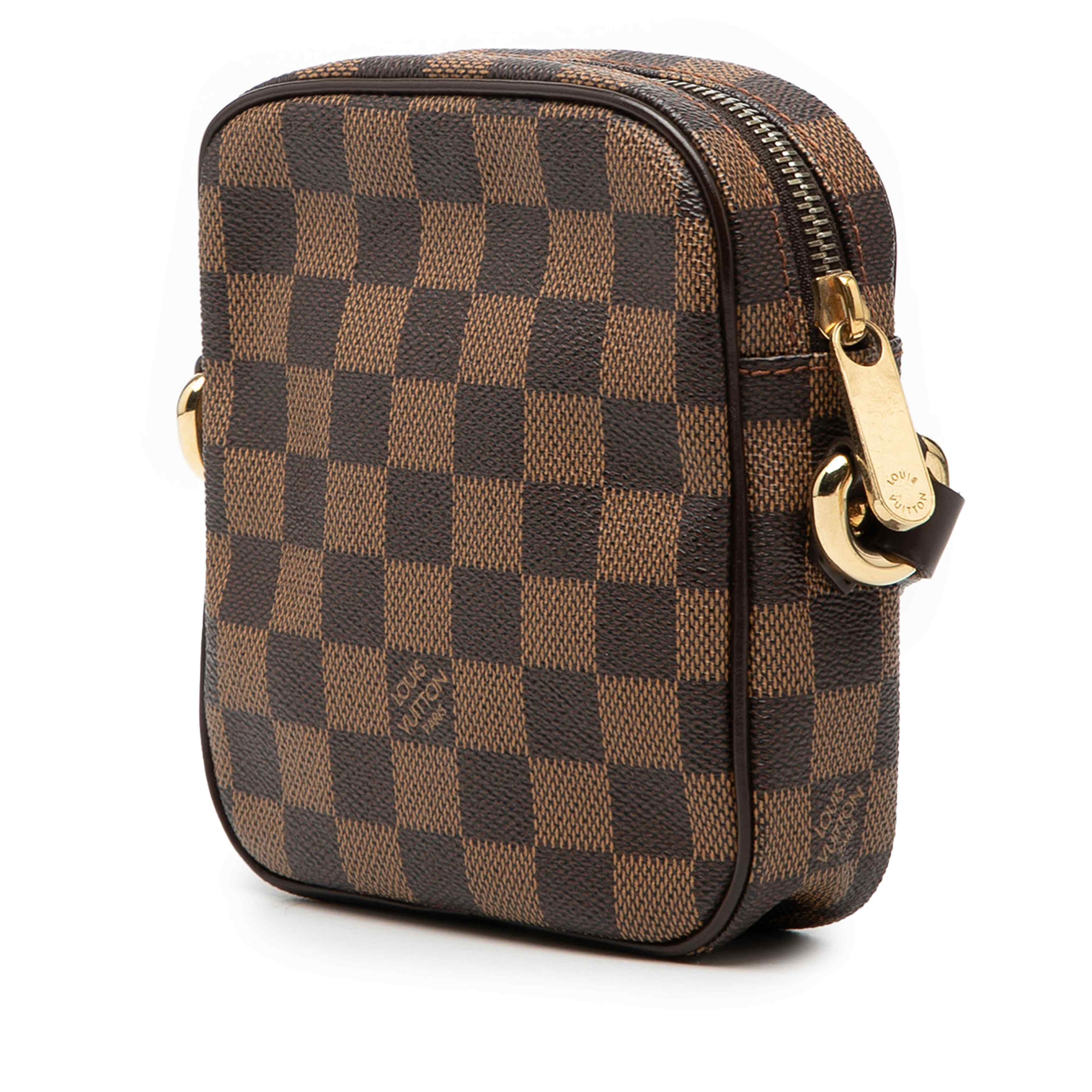 Louis Vuitton Damier Ebene Rift, från Luxclusif, i färgen brun. Klicka för att öppna bilden i stort format
