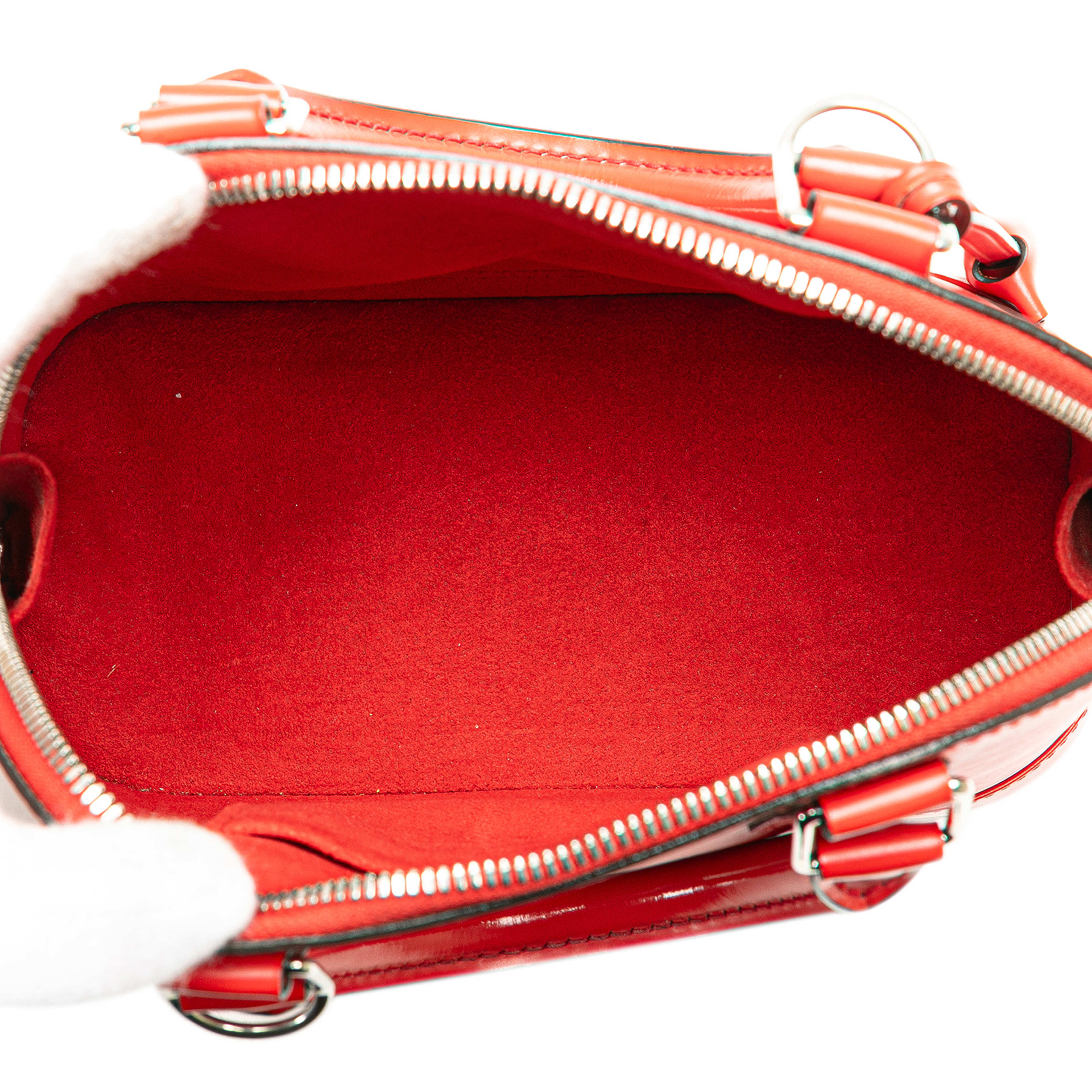 Louis Vuitton Epi Alma Bb