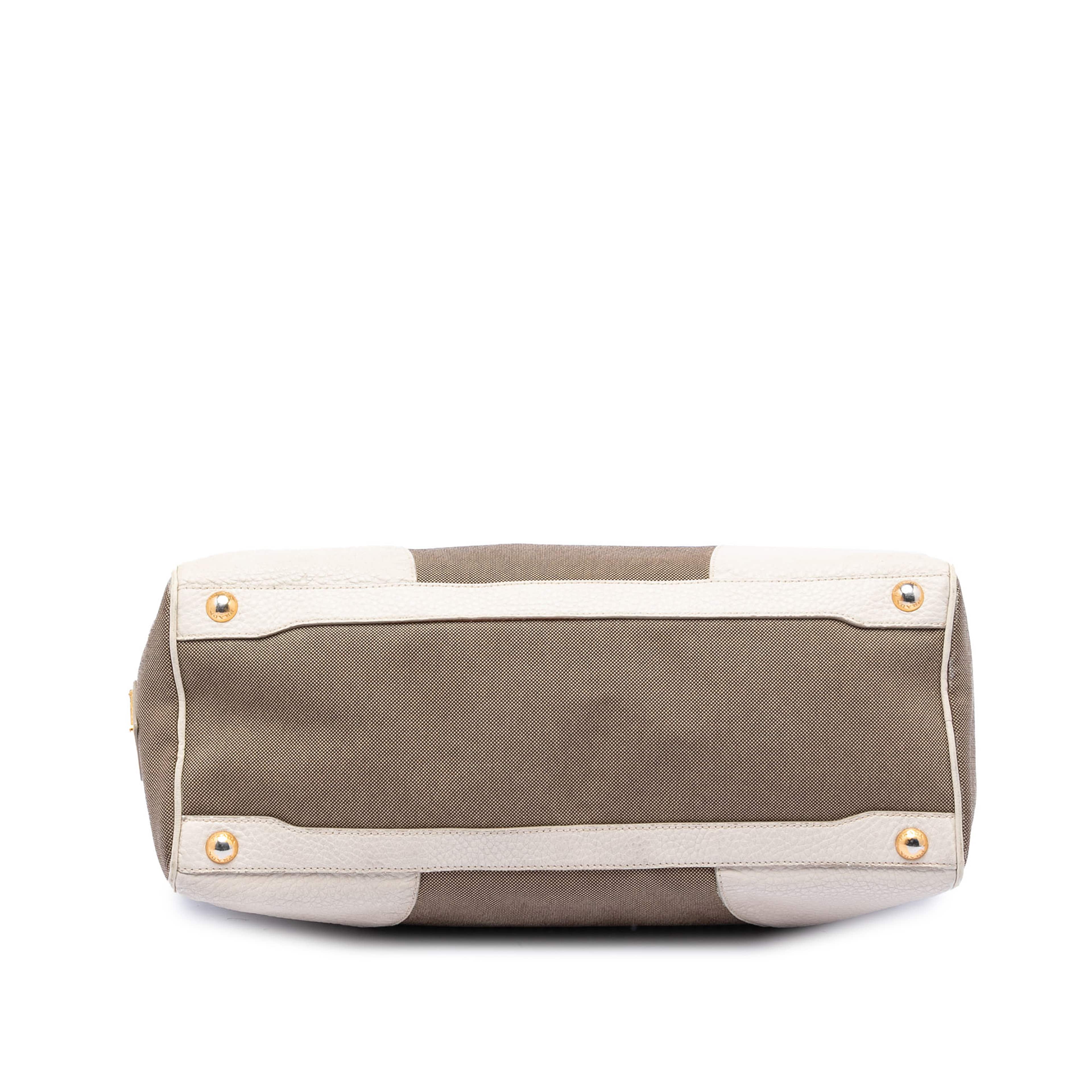 Prada Vitello Daino Trimmed Canvas Canapa Logo Satchel, från Luxclusif, i färgen light brown. Klicka för att öppna bilden i stort format