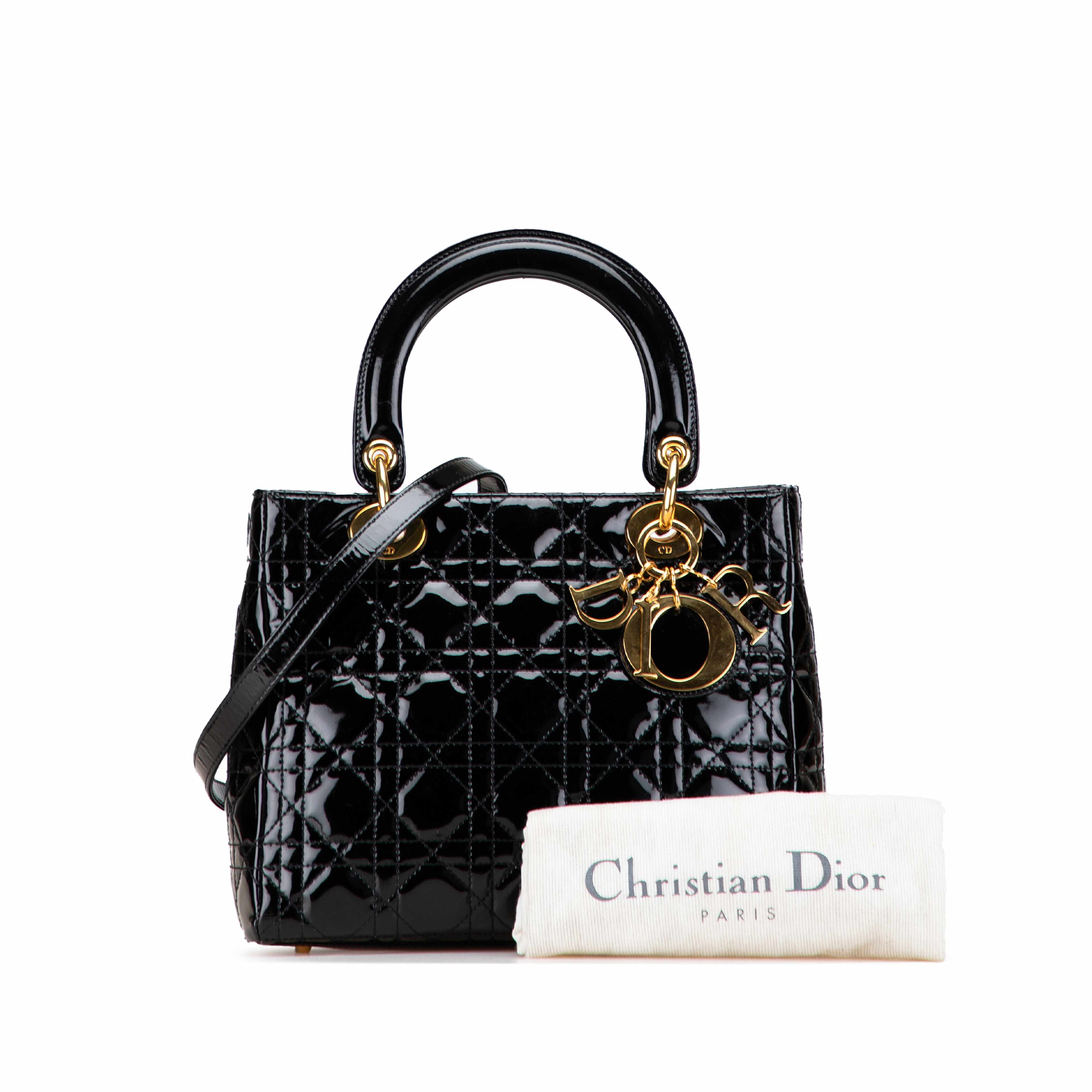 Dior Medium Patent Cannage Lady Dior, från Luxclusif, i färgen svart. Klicka för att öppna bilden i stort format