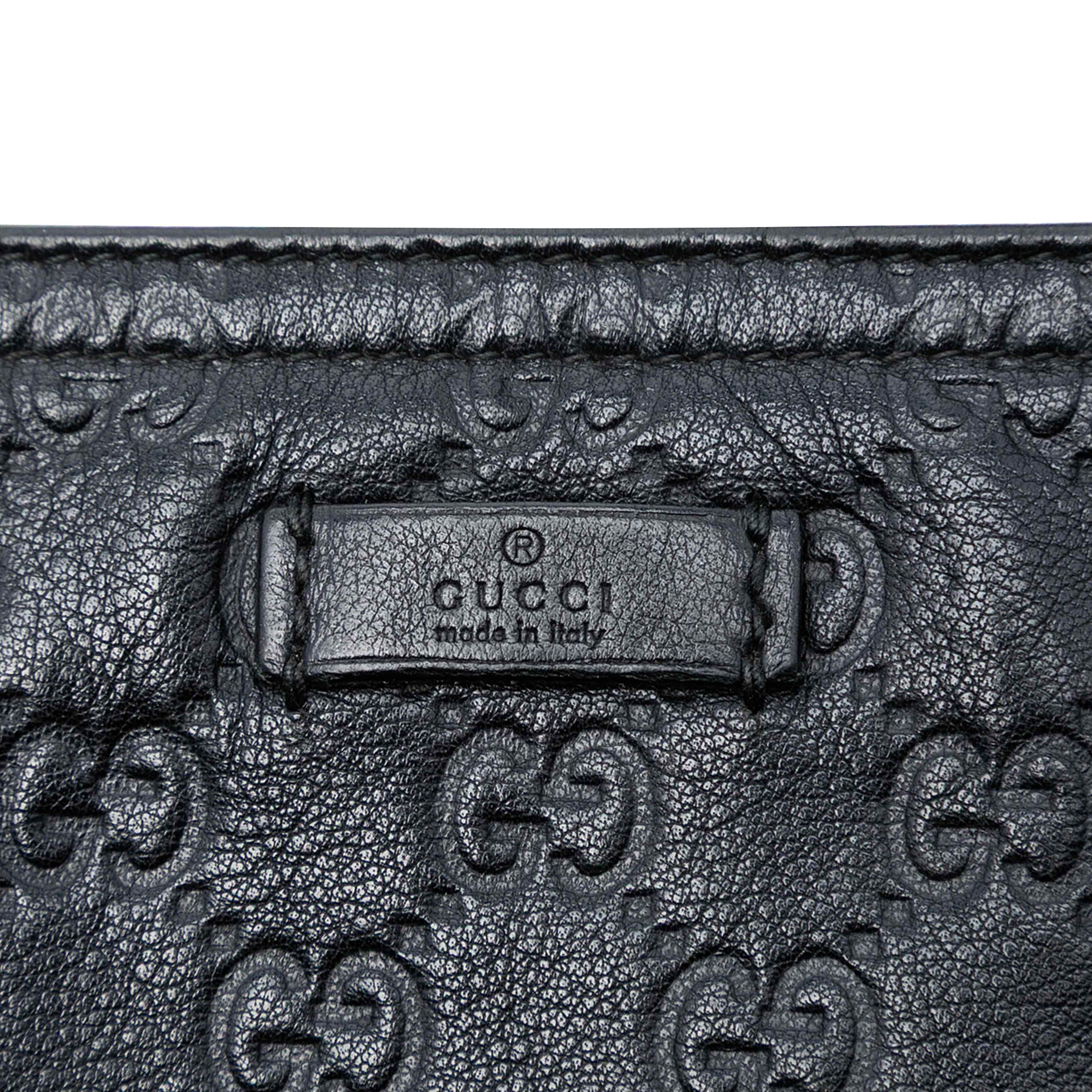 Gucci Guccissima Crossbody, från Luxclusif, i färgen black. Klicka för att öppna bilden i stort format