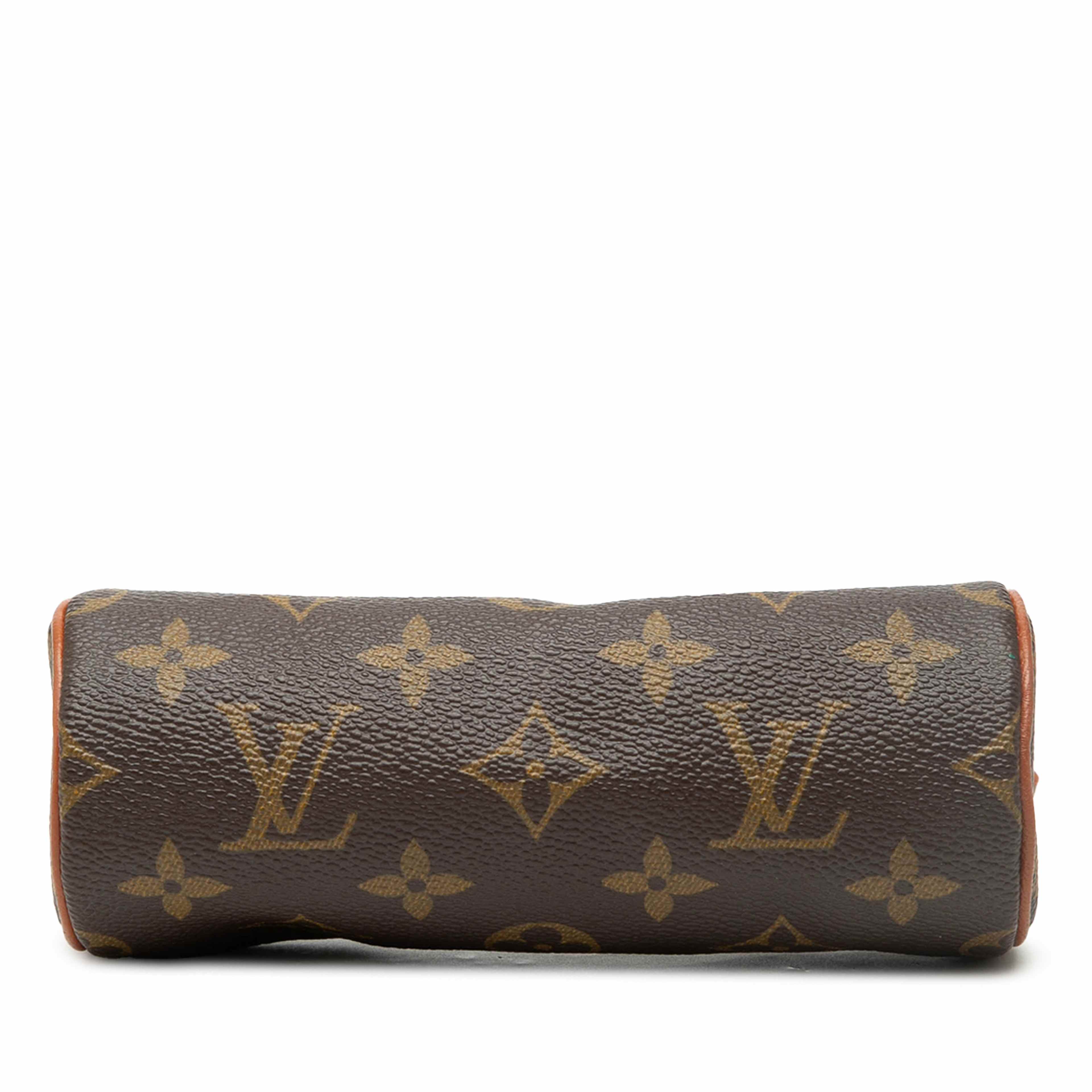 Louis Vuitton Monogram Papillon Pochette, från Luxclusif, i färgen brown. Klicka för att öppna bilden i stort format