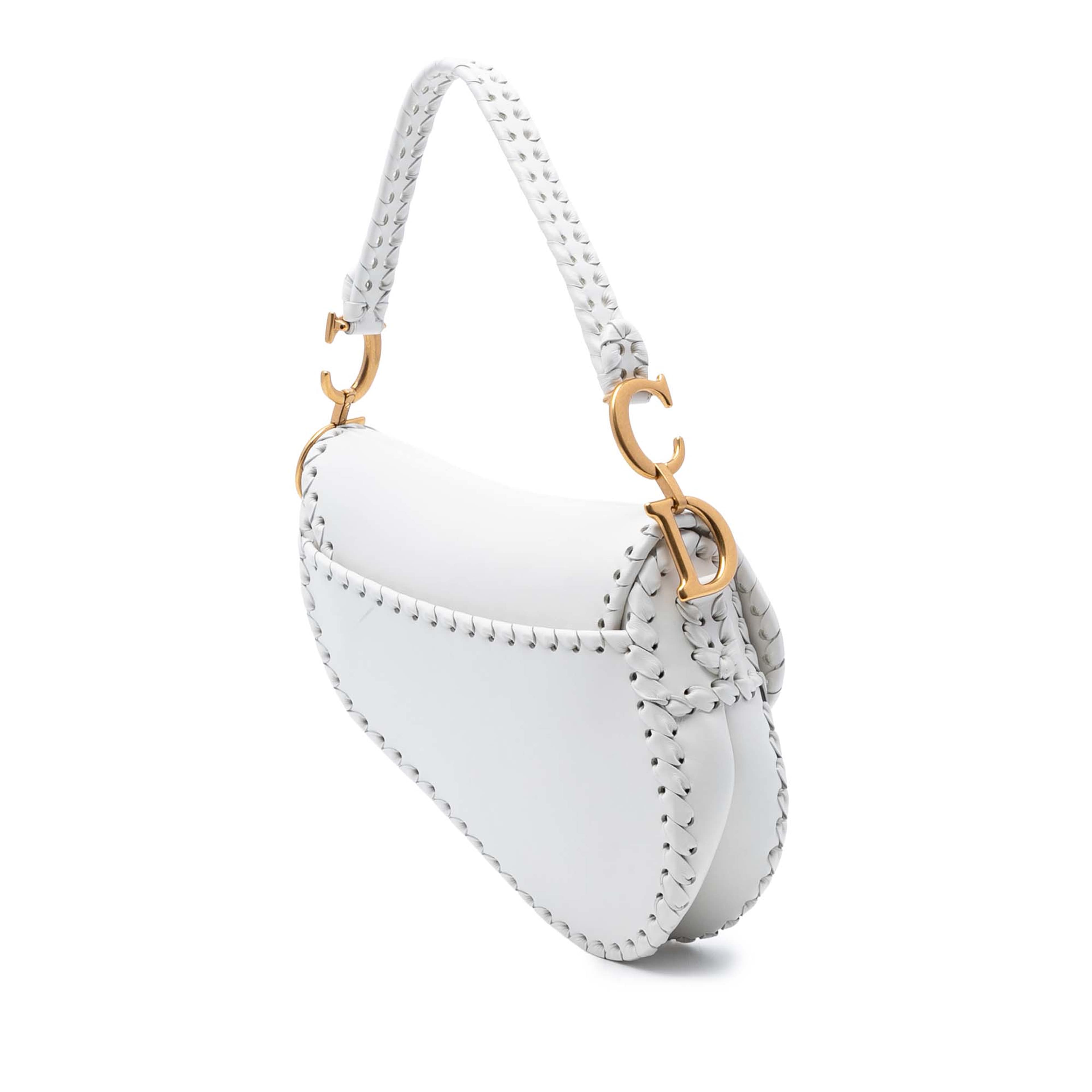 Dior Calfskin Whipstitch Saddle Bag, från Luxclusif, i färgen white. Klicka för att öppna bilden i stort format