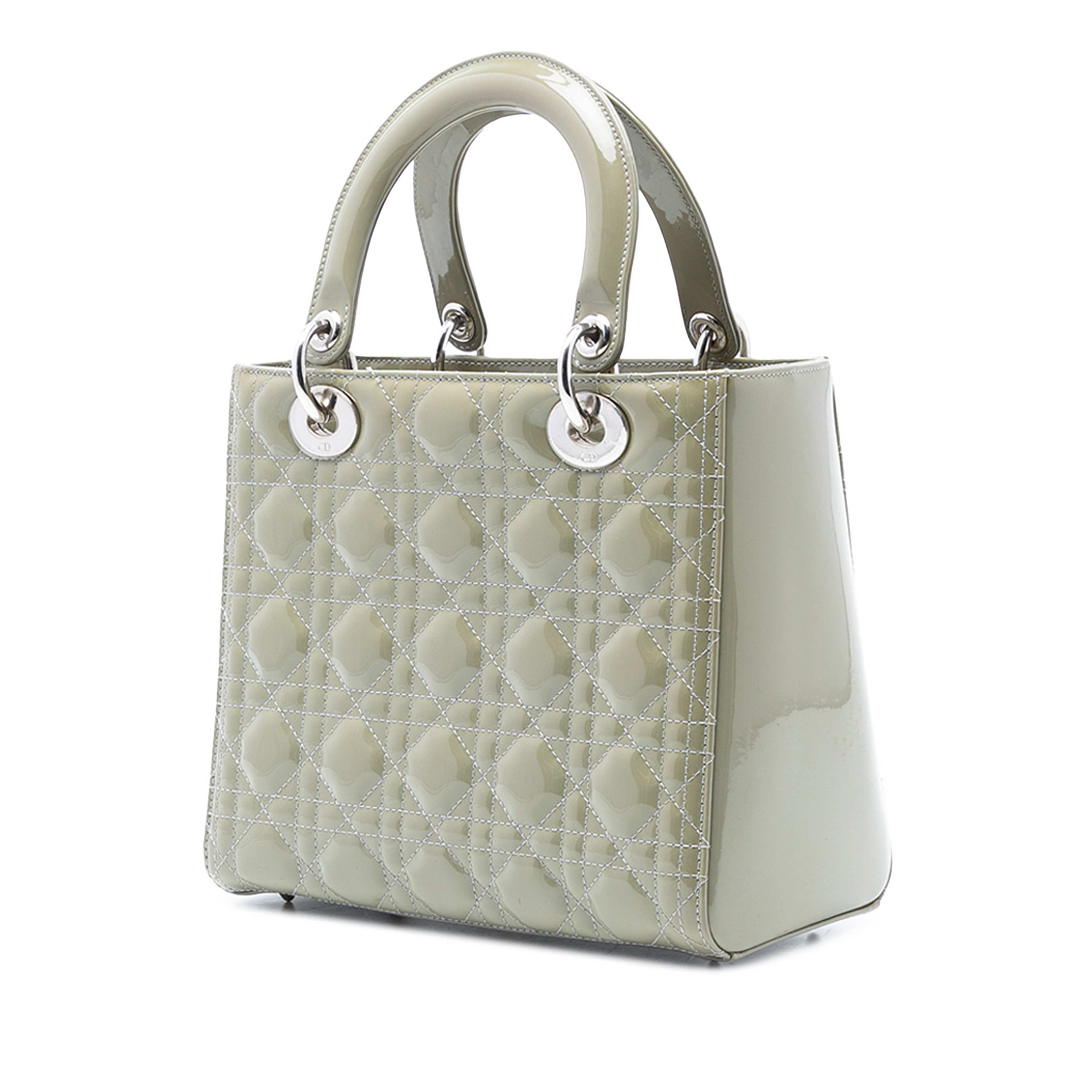 Dior Medium Patent Cannage Lady Dior, från Luxclusif, i färgen mint. Klicka för att öppna bilden i stort format