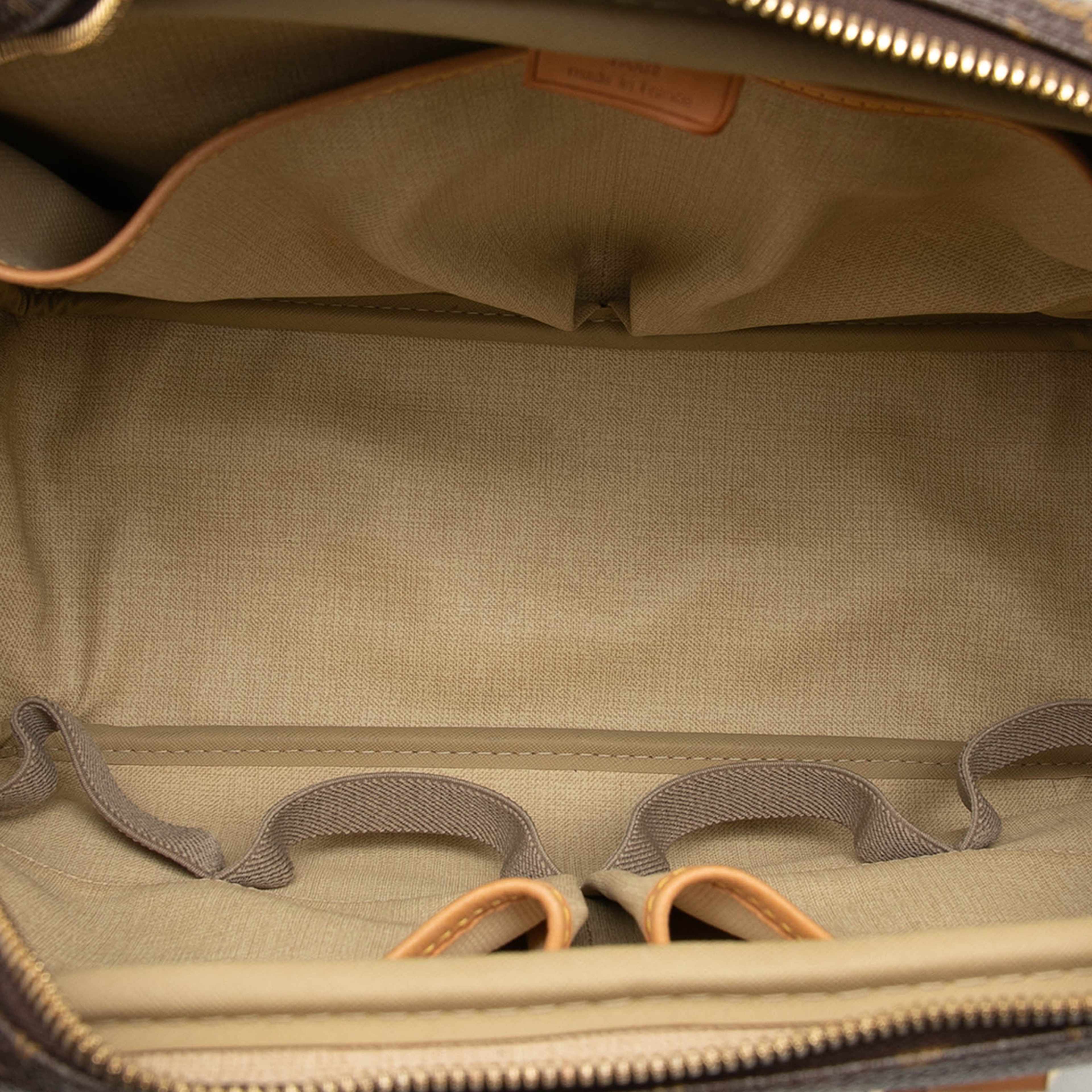 Louis Vuitton Monogram Deauville, från Luxclusif, i färgen brown. Klicka för att öppna bilden i stort format