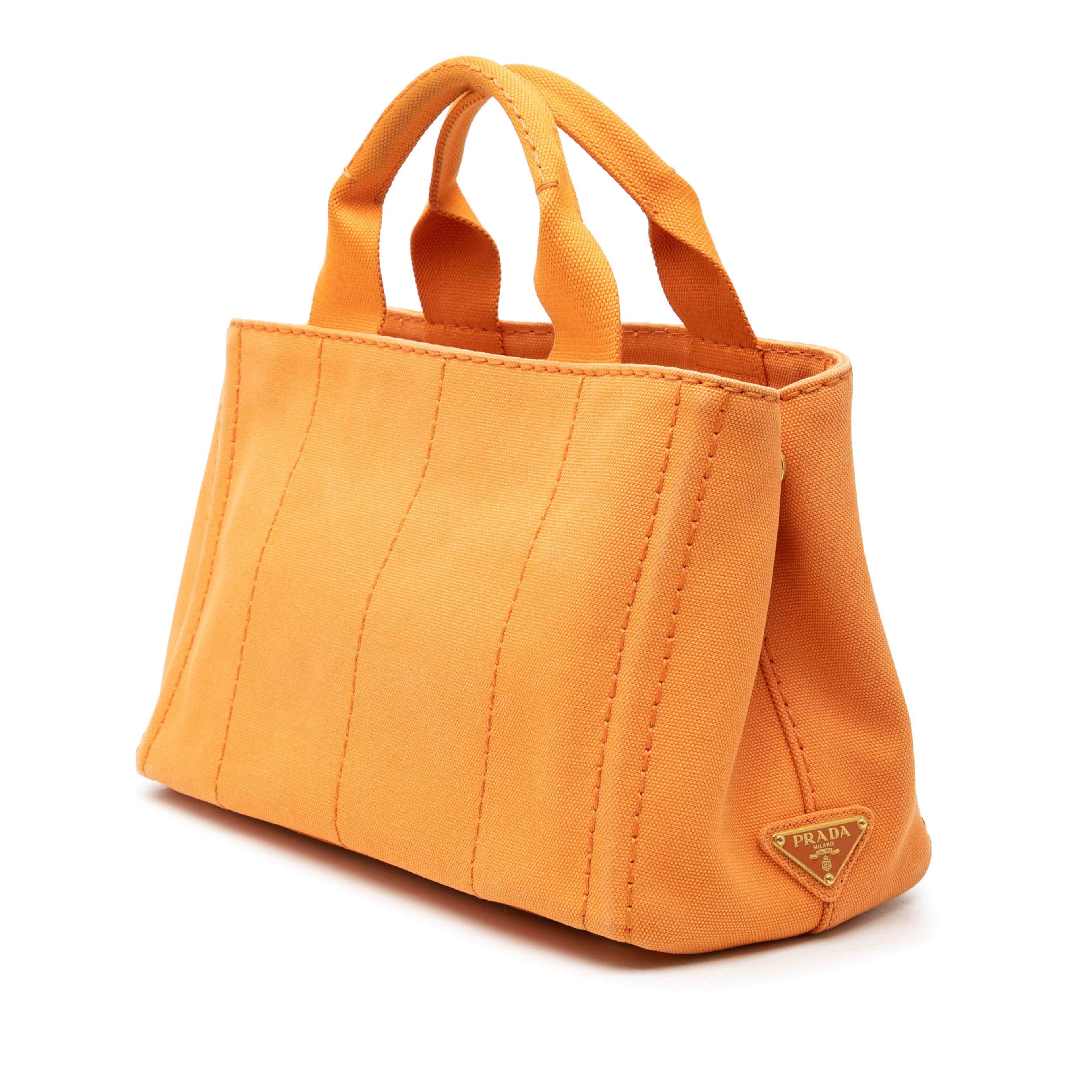 Prada Small Canvas Canapa Logo Satchel, från Luxclusif, i färgen light orange. Klicka för att öppna bilden i stort format