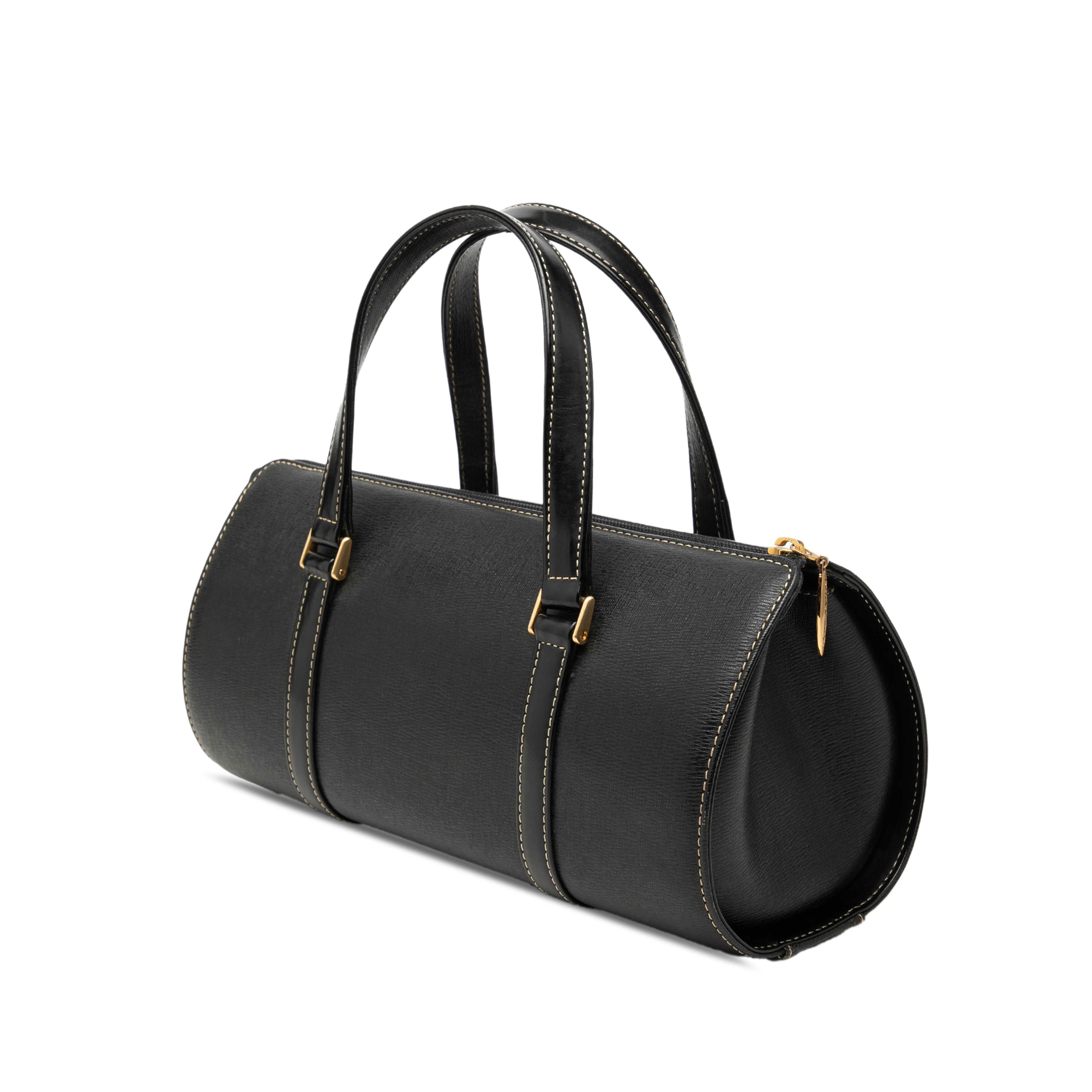 Burberry Leather Handbag, från Luxclusif, i färgen svart. Klicka för att öppna bilden i stort format