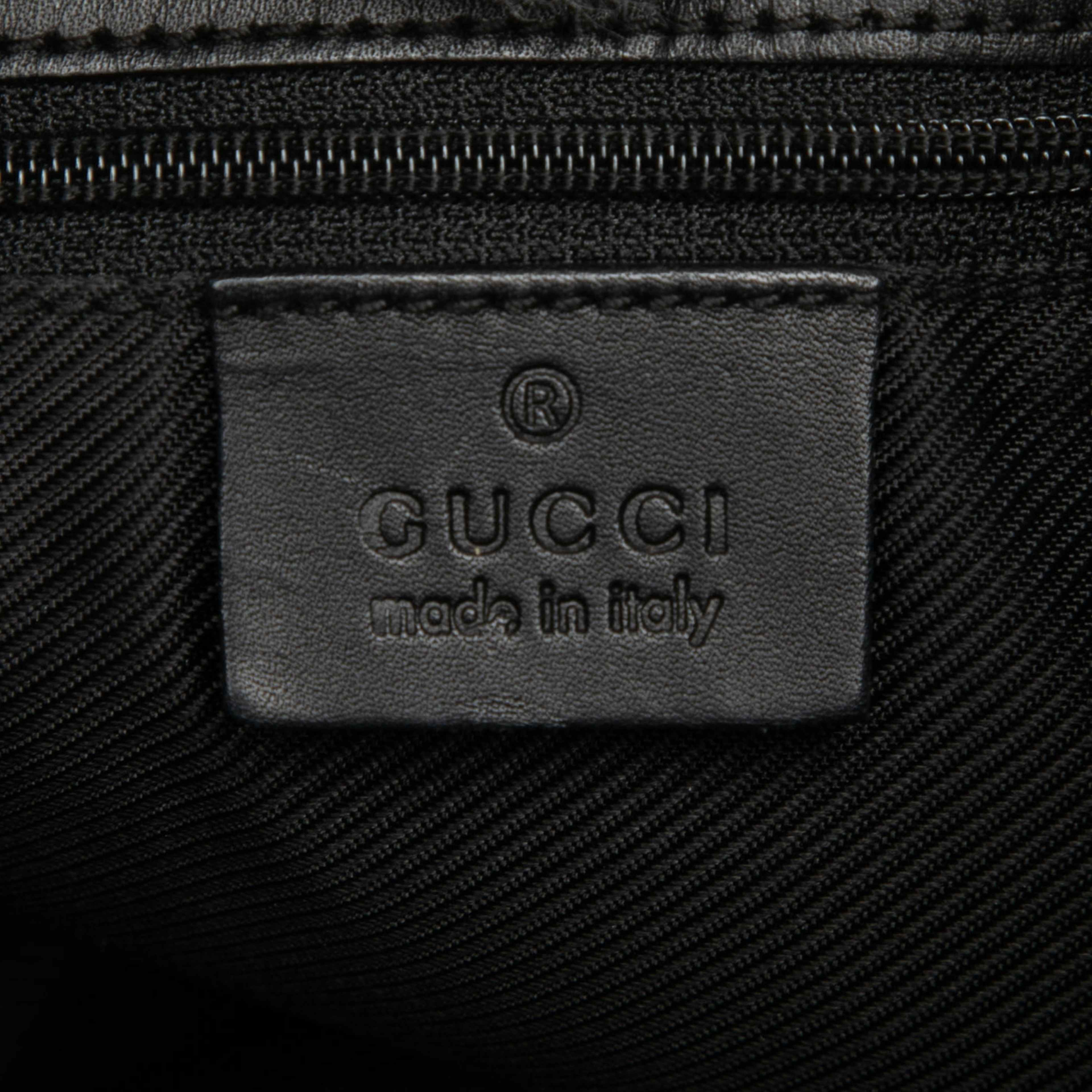 Gucci Gg Canvas Tote, från Luxclusif, i färgen black. Klicka för att öppna bilden i stort format