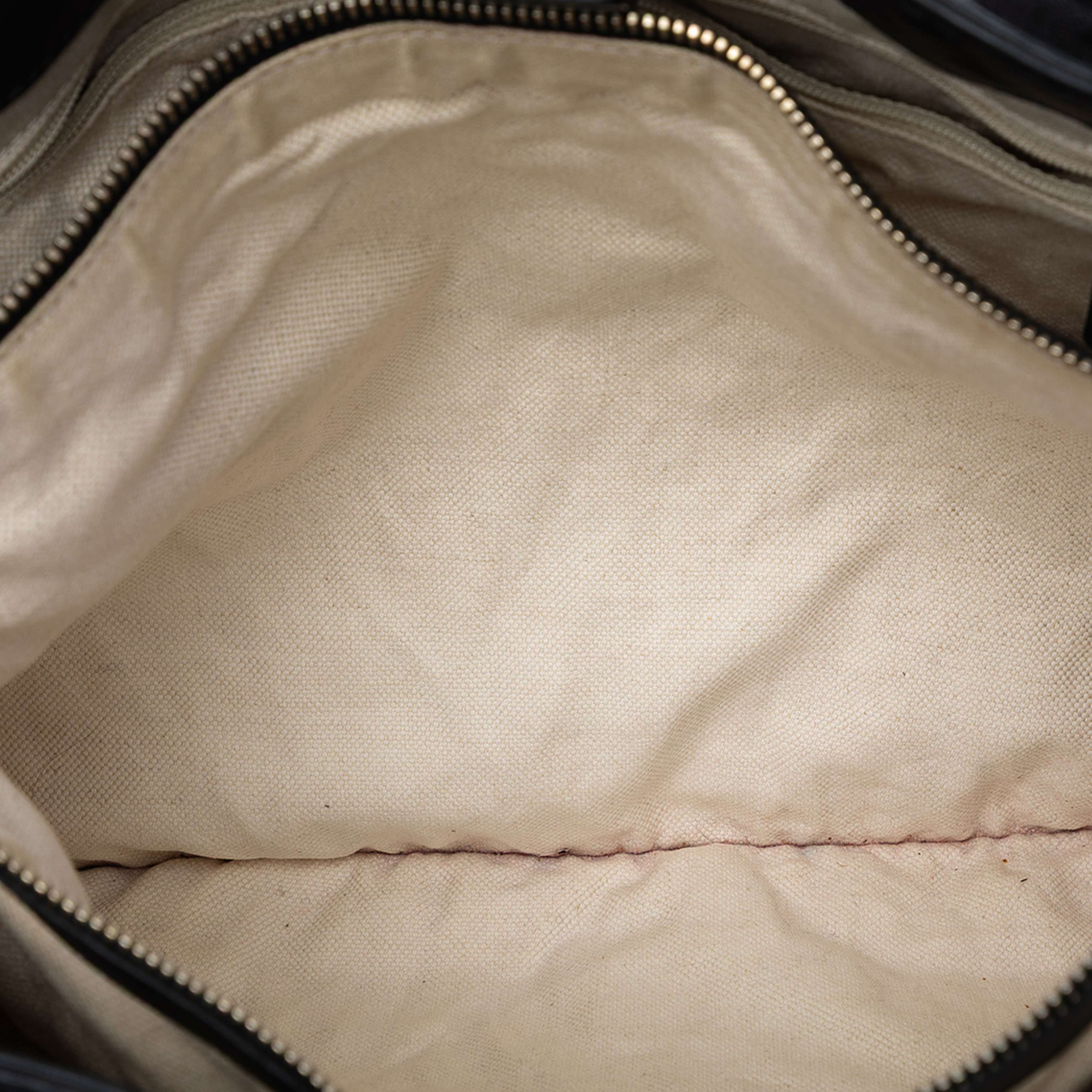 Gucci Gg Canvas Sukey Tote, från Luxclusif, i färgen black. Klicka för att öppna bilden i stort format