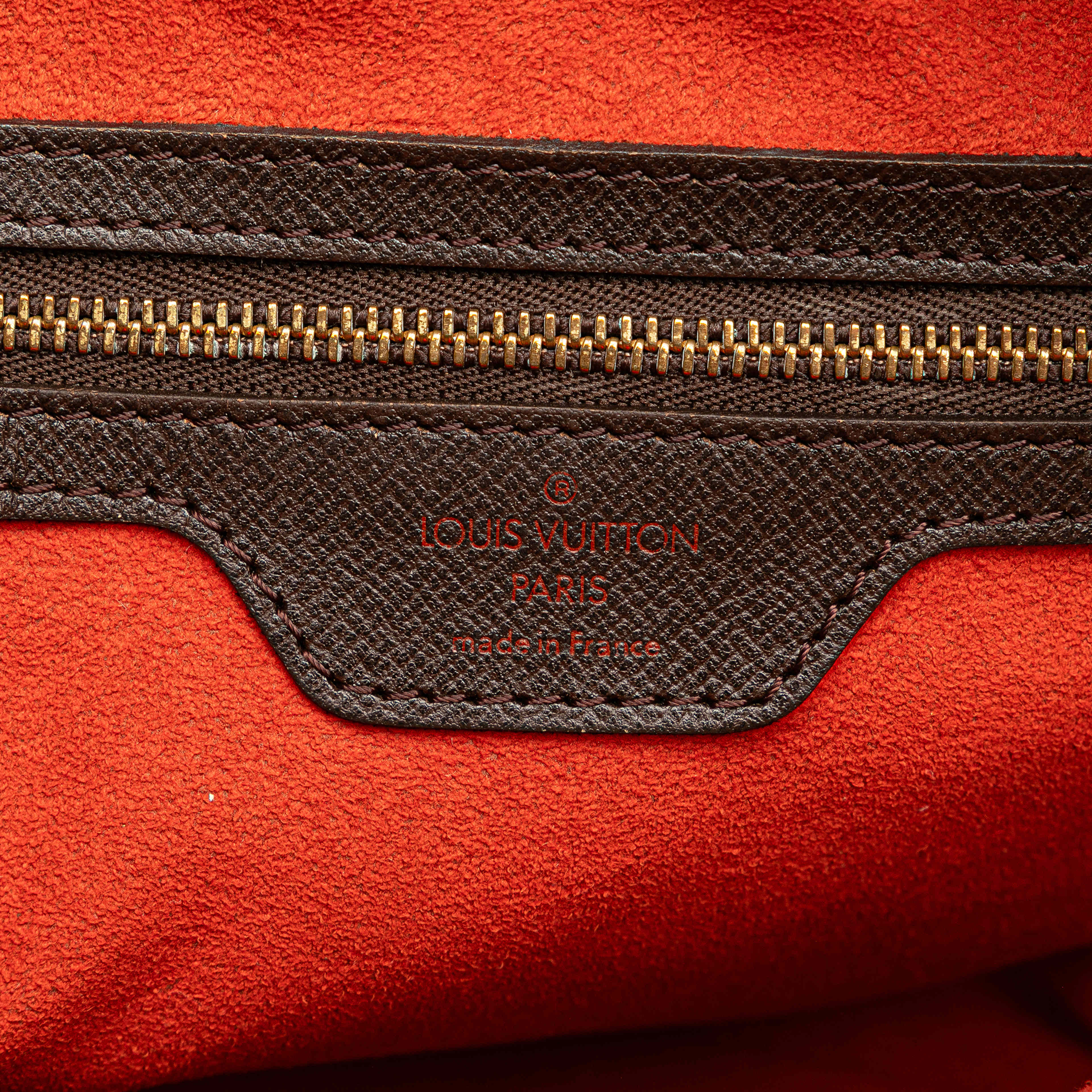 Louis Vuitton Damier Ebene Brera, från Luxclusif, i färgen brown. Klicka för att öppna bilden i stort format