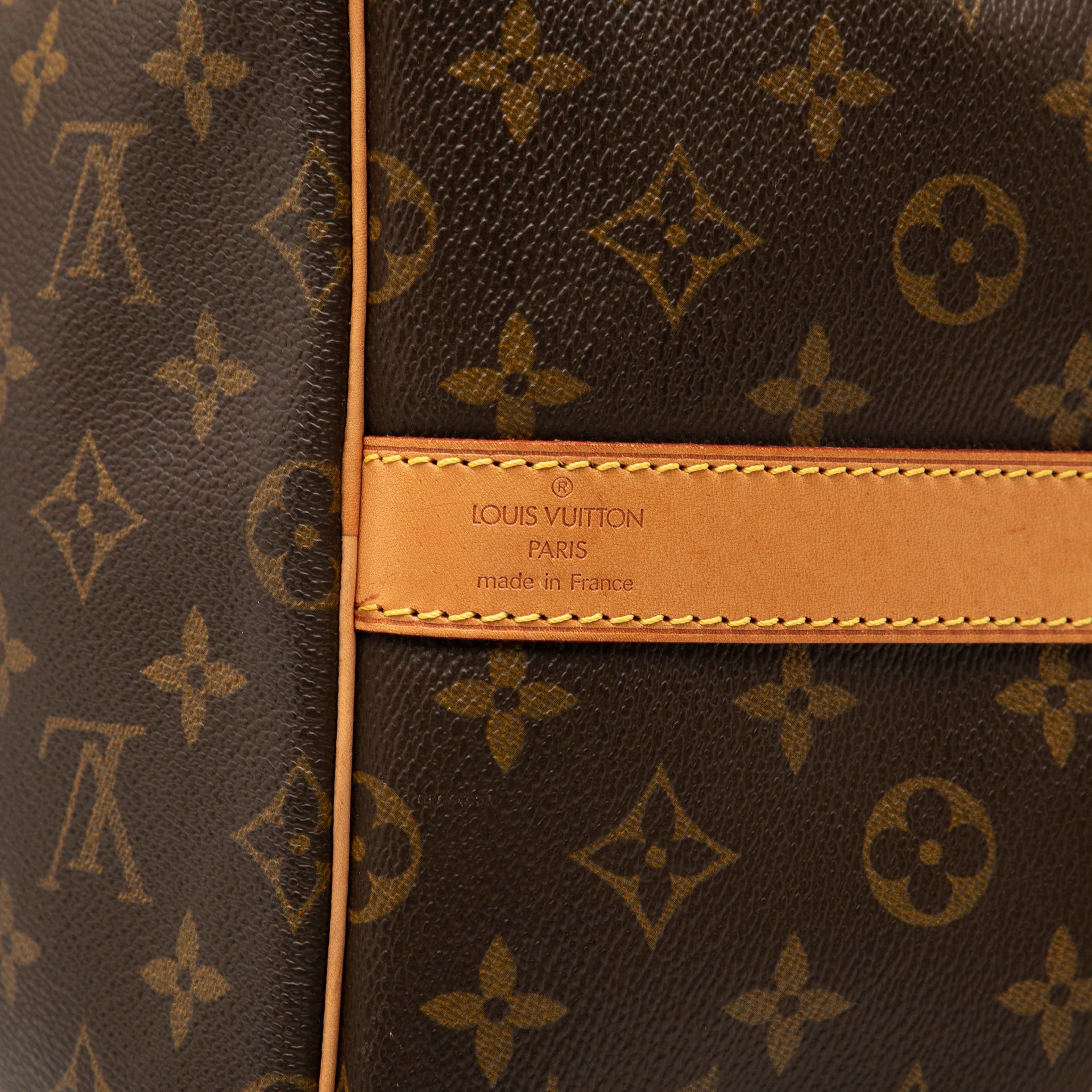 Louis Vuitton Monogram Keepall Bandouliere 55, från Luxclusif, i färgen brun. Klicka för att öppna bilden i stort format