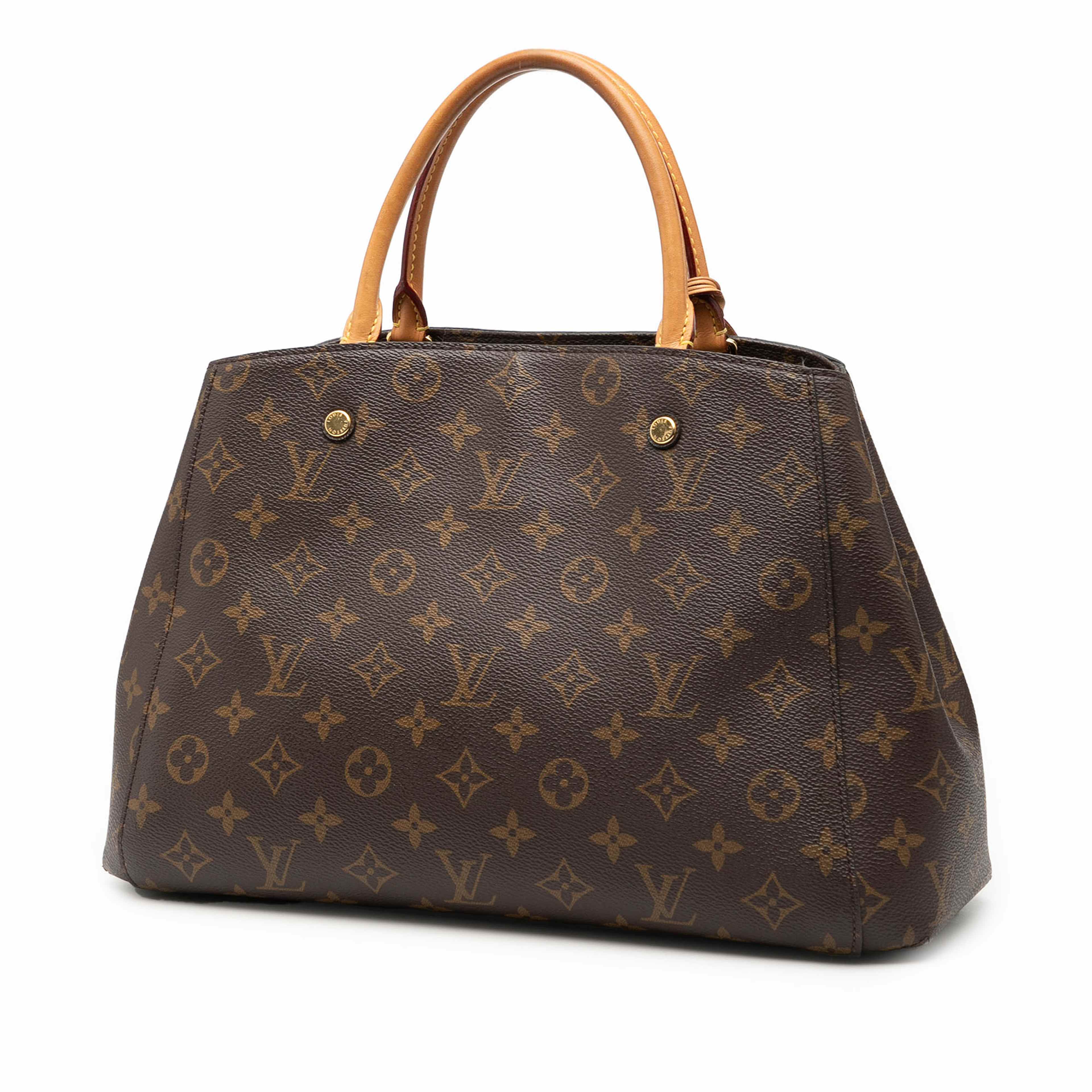 Louis Vuitton Monogram Montaigne Mm, från Luxclusif, i färgen brown. Klicka för att öppna bilden i stort format