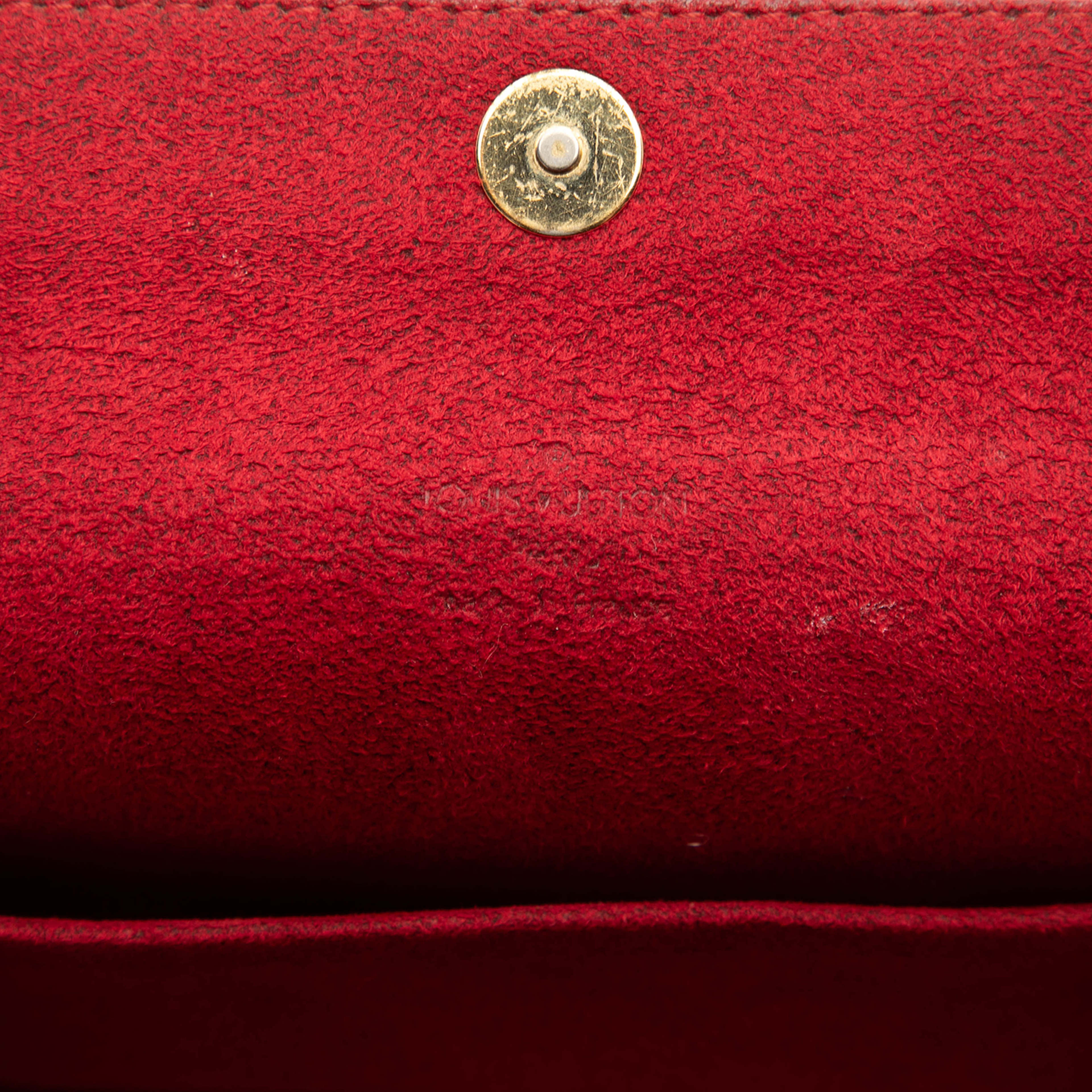 Louis Vuitton Monogram Recital, från Luxclusif, i färgen brun. Klicka för att öppna bilden i stort format