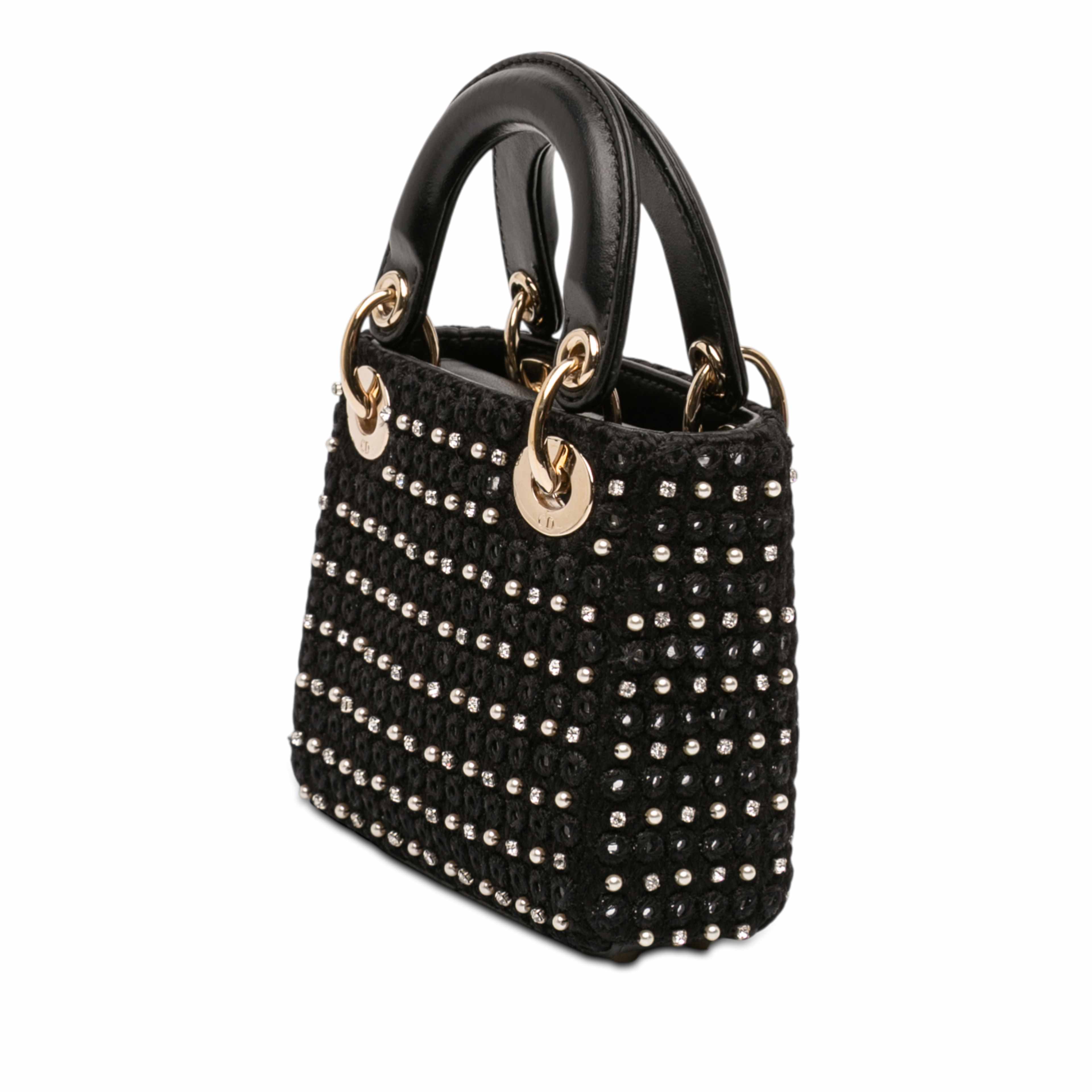 Dior Micro Satin Crystal Embellished Lady Dior, från Luxclusif, i färgen black. Klicka för att öppna bilden i stort format