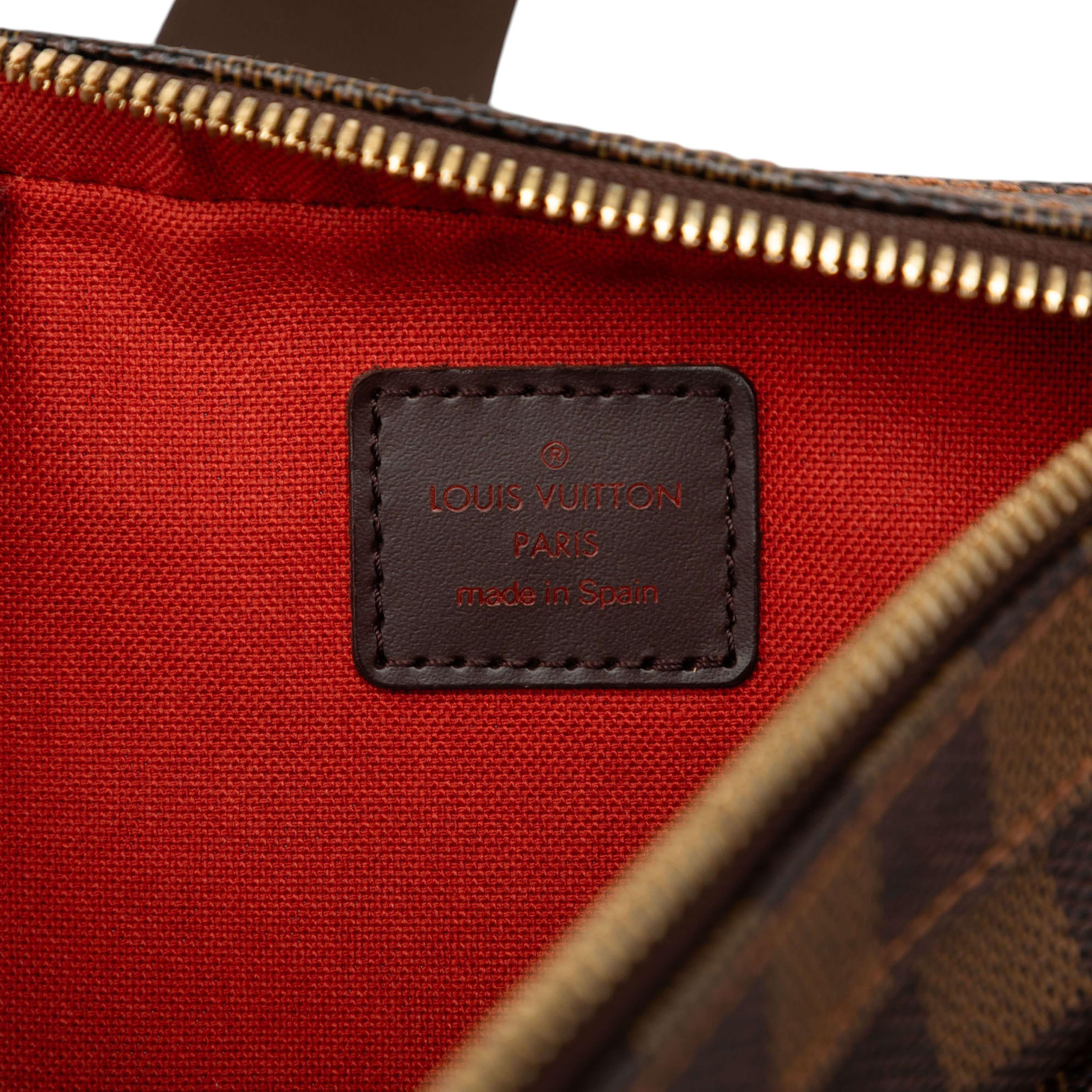 Louis Vuitton Damier Ebene Geronimos, från Luxclusif, i färgen brun. Klicka för att öppna bilden i stort format