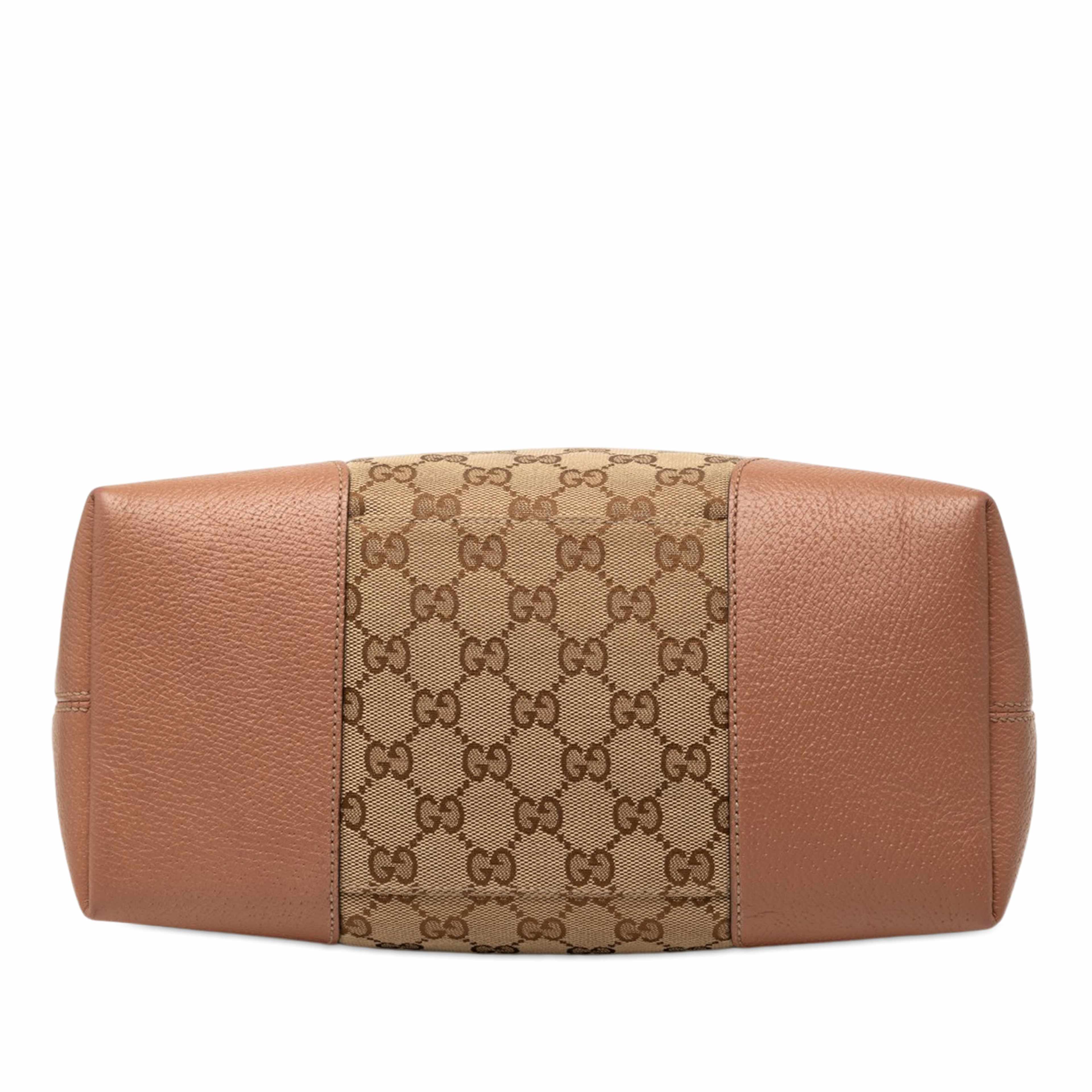 Gucci Medium Gg Canvas Bree Fold Over Tote, från Luxclusif, i färgen beige. Klicka för att öppna bilden i stort format