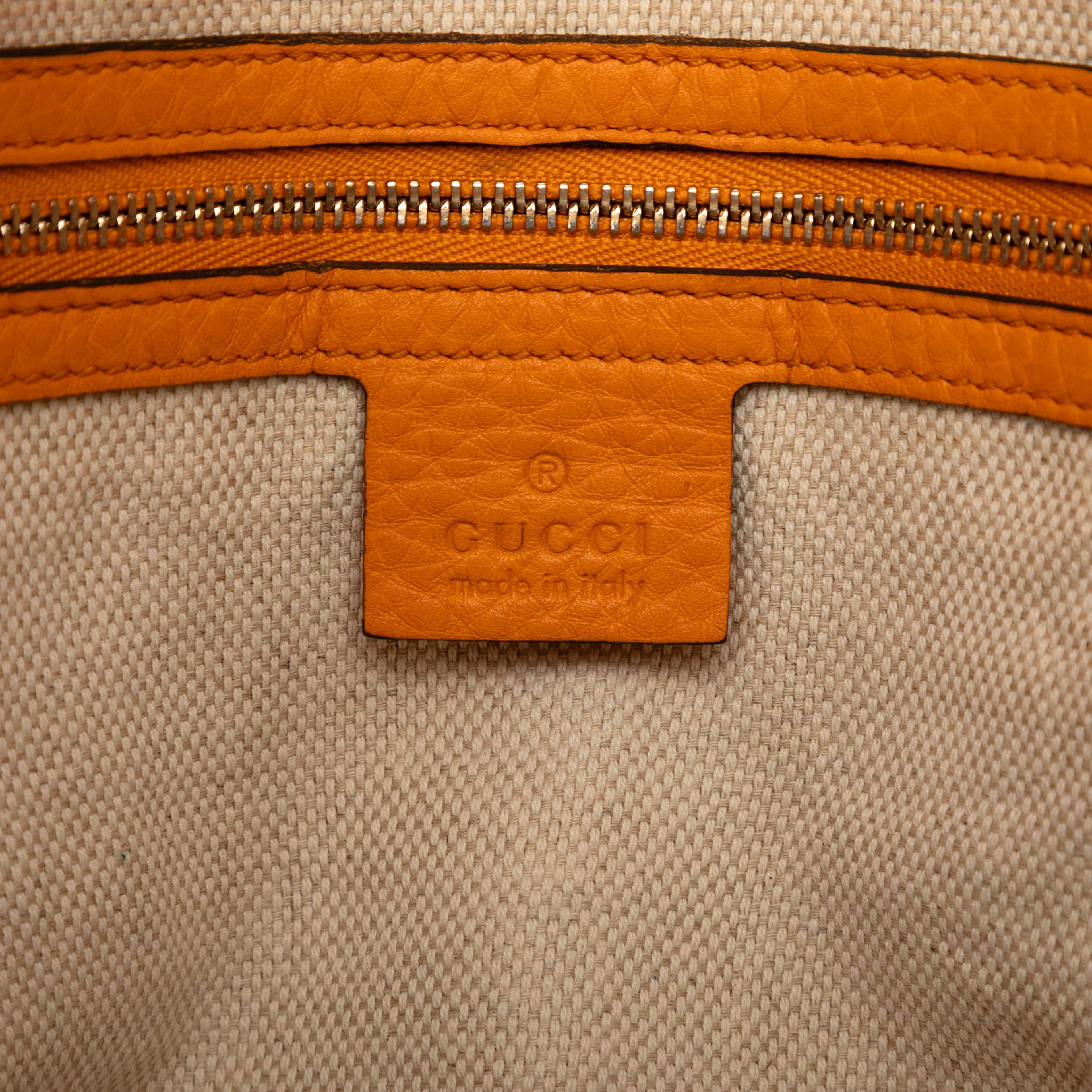 Gucci Small Calfskin Soho Cellarius Satchel, från Luxclusif, i färgen yellow. Klicka för att öppna bilden i stort format