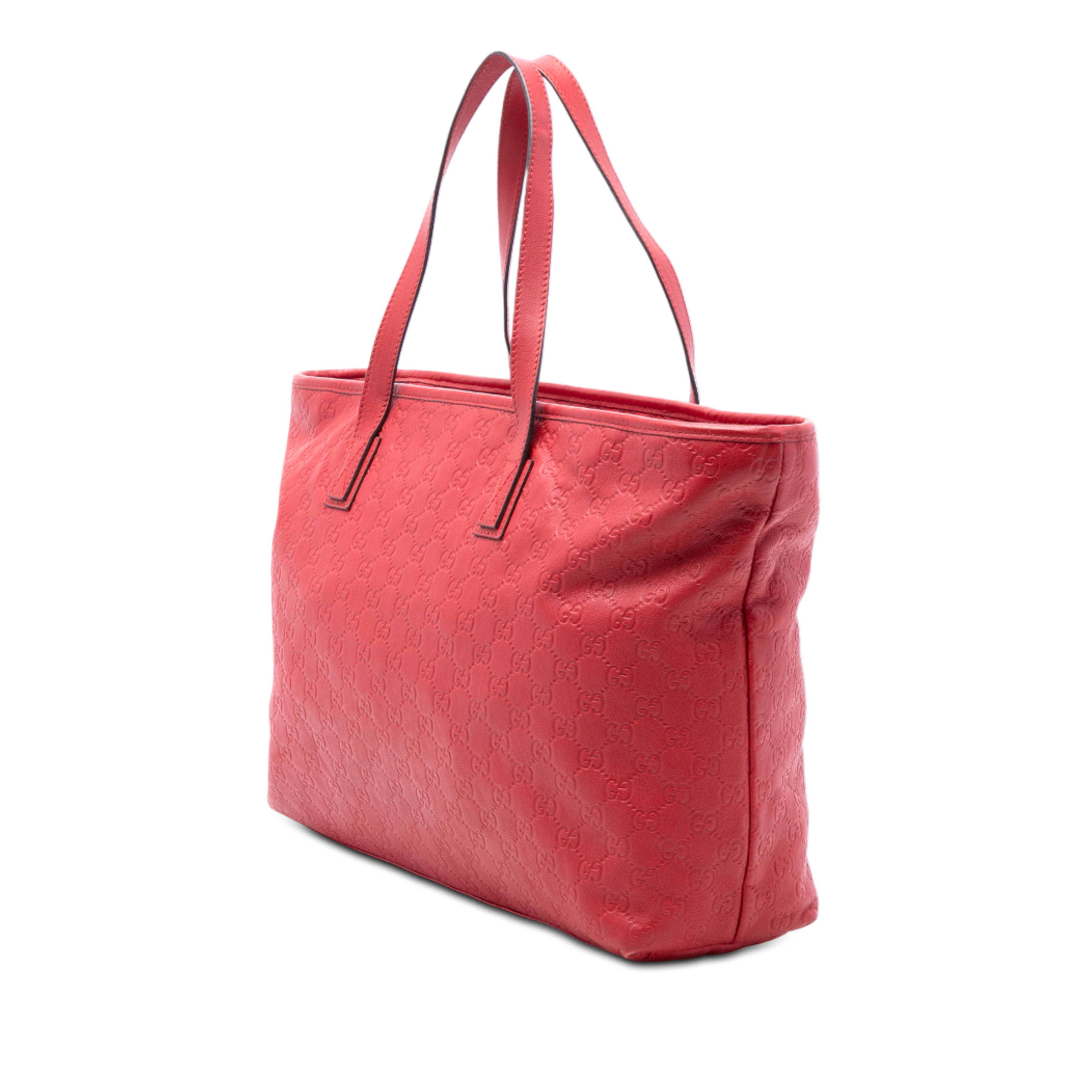 Gucci Large Guccissima Tote, från Luxclusif, i färgen red. Klicka för att öppna bilden i stort format