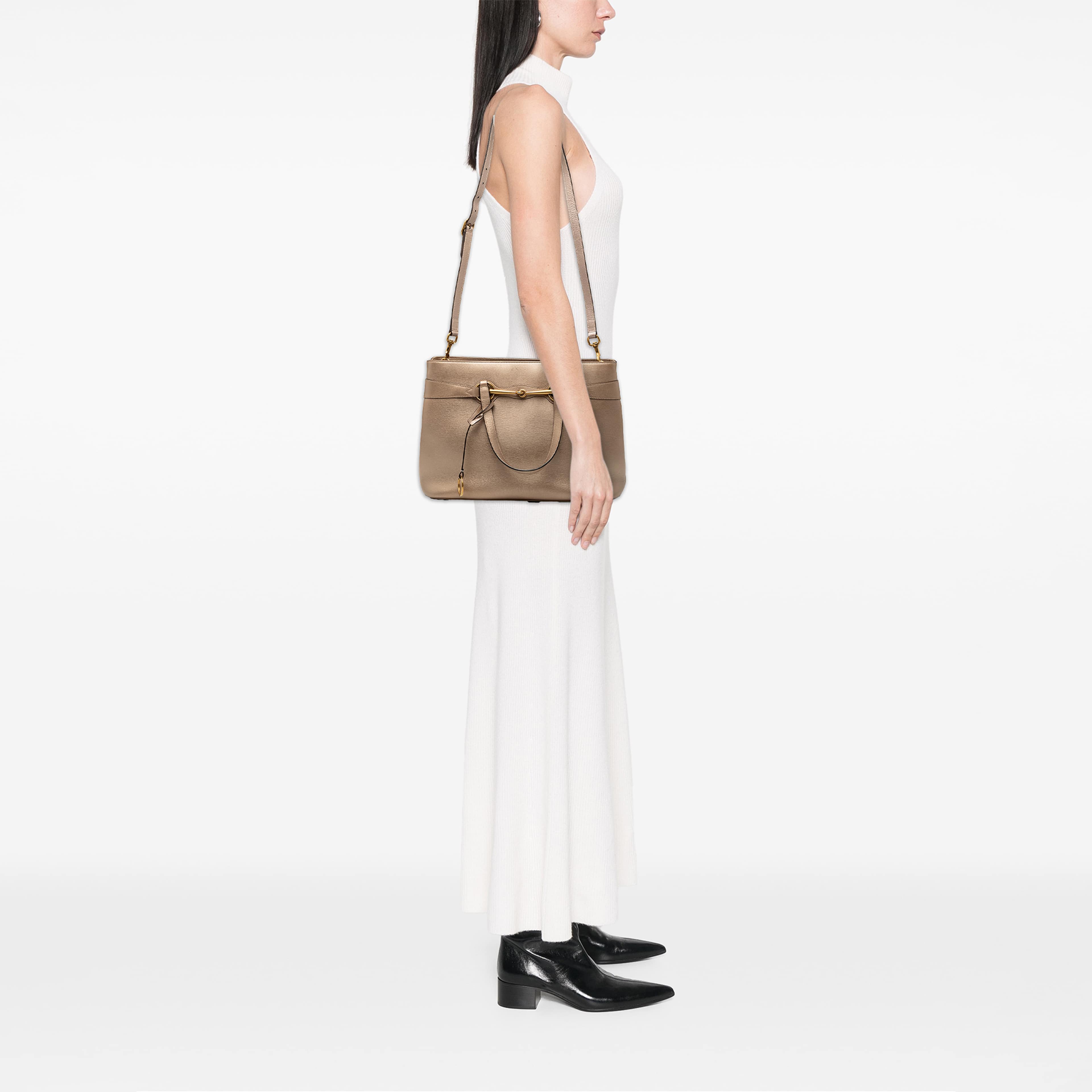Gucci Leather Bright Bit Satchel, från Luxclusif, i färgen guld. Klicka för att öppna bilden i stort format