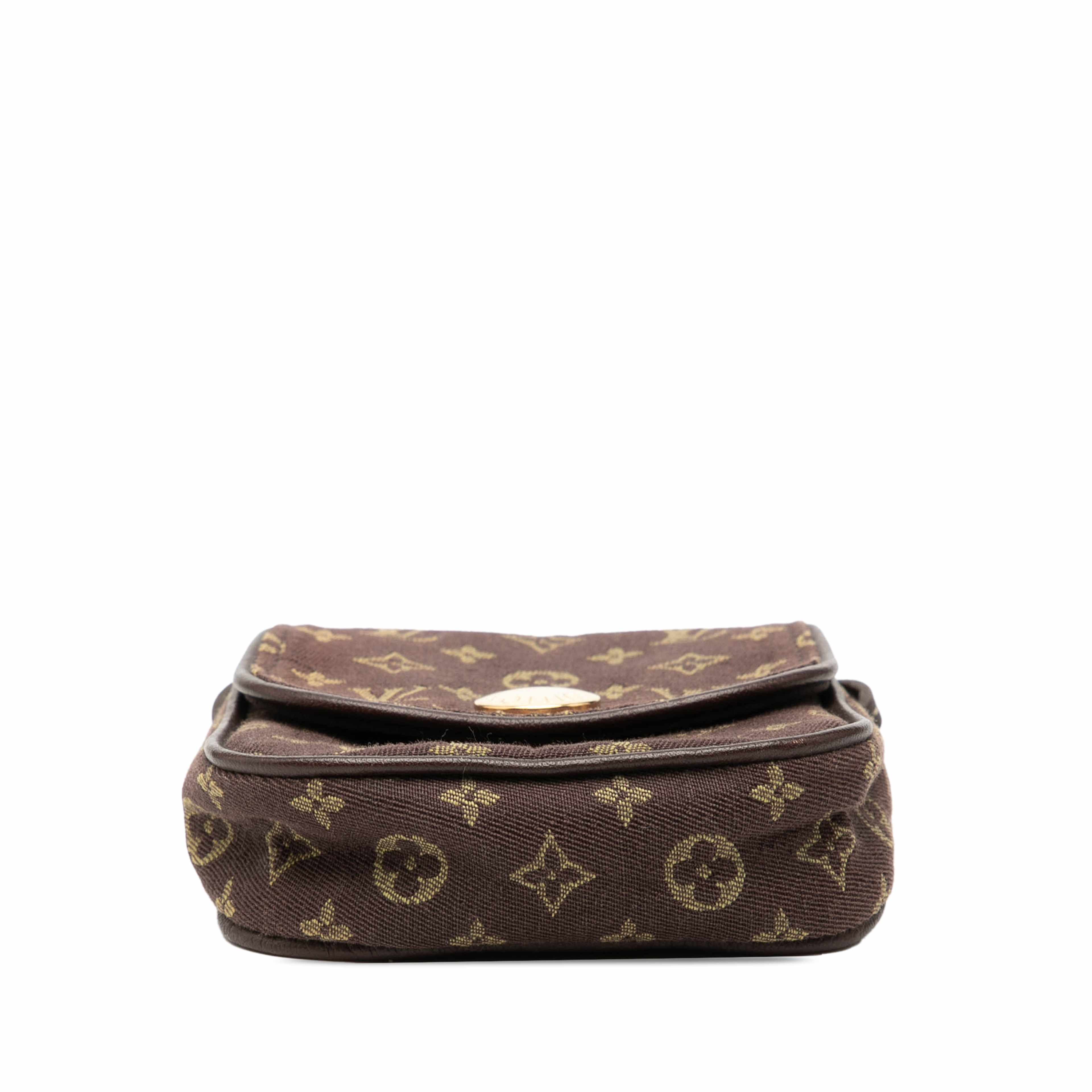 Louis Vuitton Monogram Mini Lin Pochette Cancun, från Luxclusif, i färgen brown. Klicka för att öppna bilden i stort format