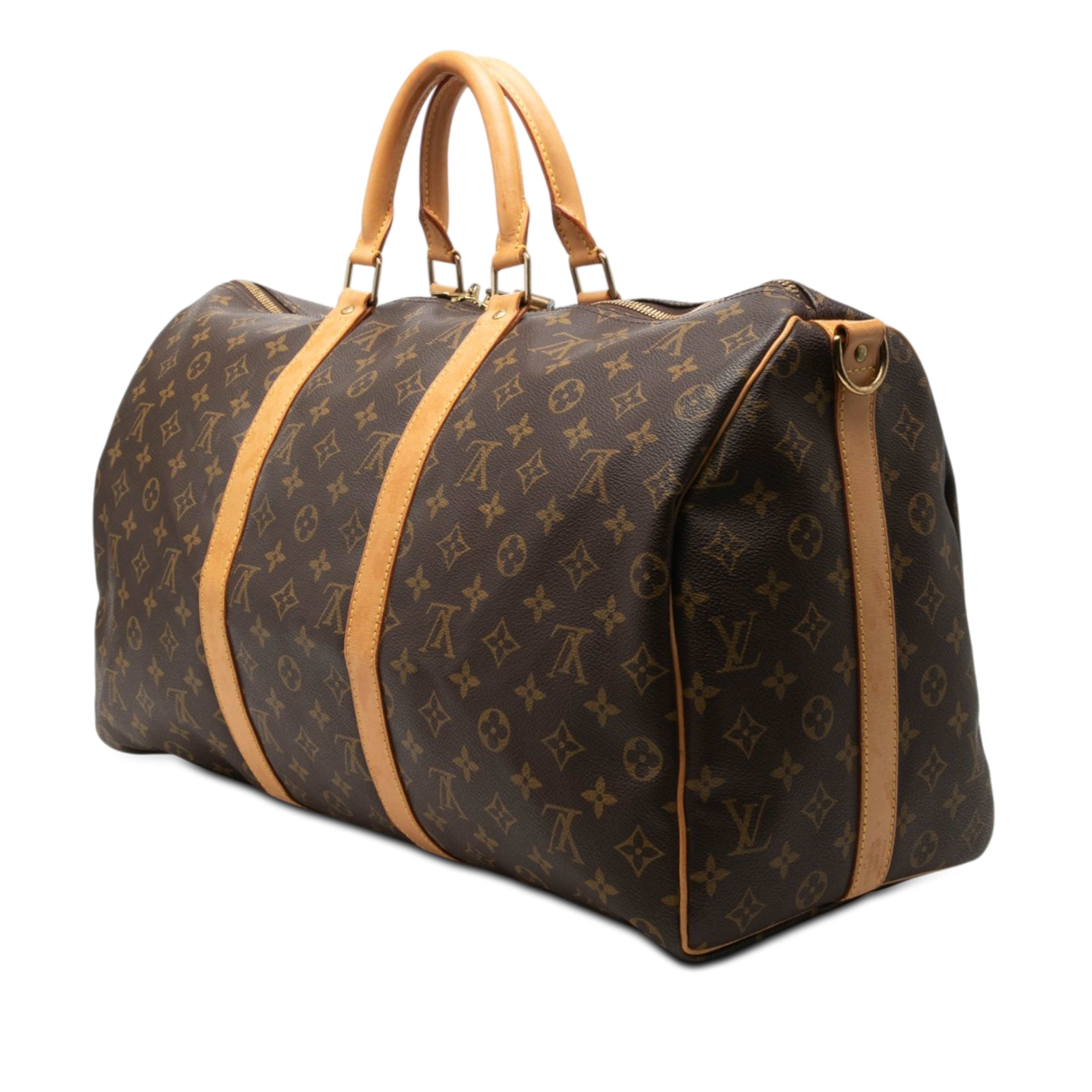 Louis Vuitton Monogram Keepall Bandouliere 50, från Luxclusif, i färgen brown. Klicka för att öppna bilden i stort format