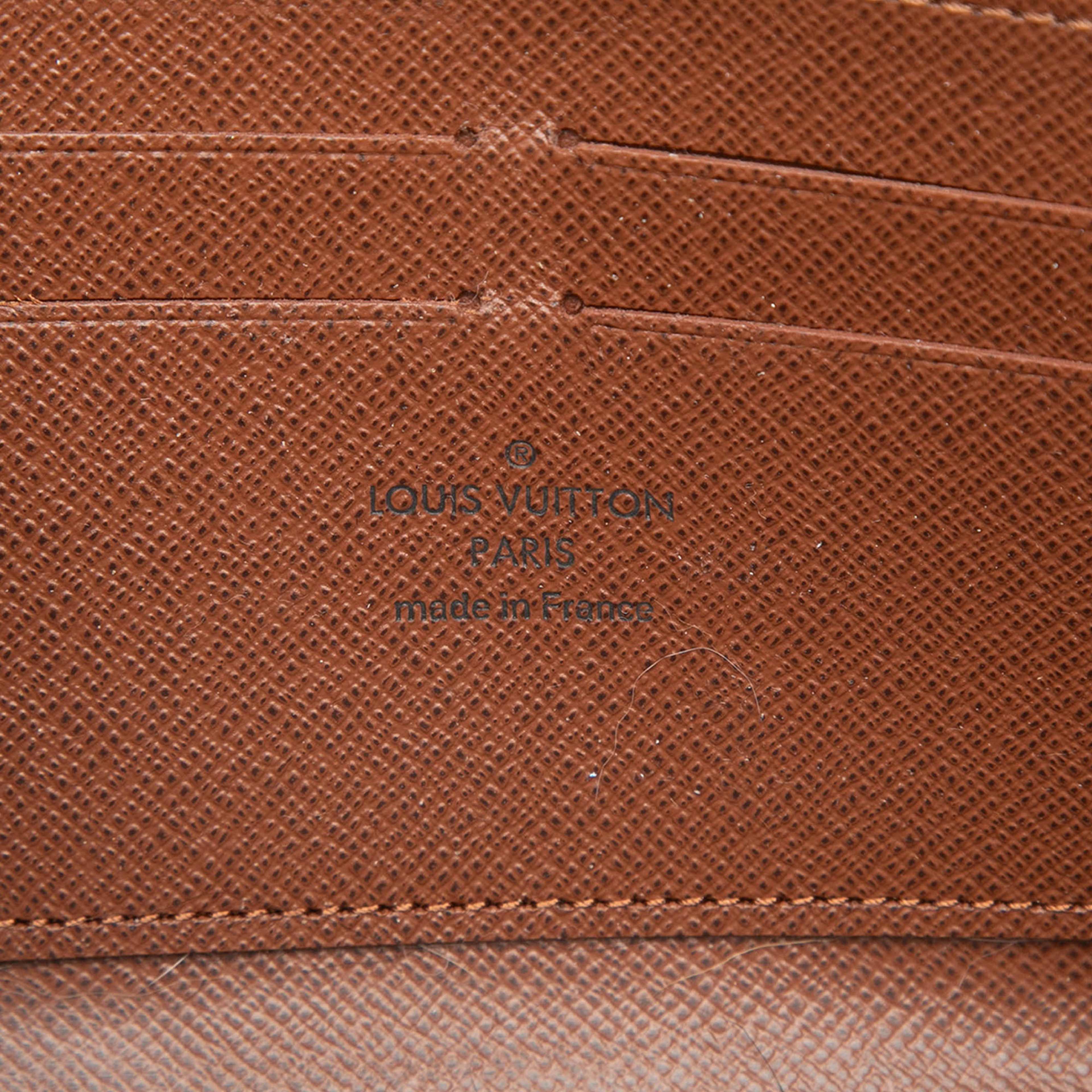 Louis Vuitton Monogram Zippy Wallet, från Luxclusif, i färgen brown. Klicka för att öppna bilden i stort format