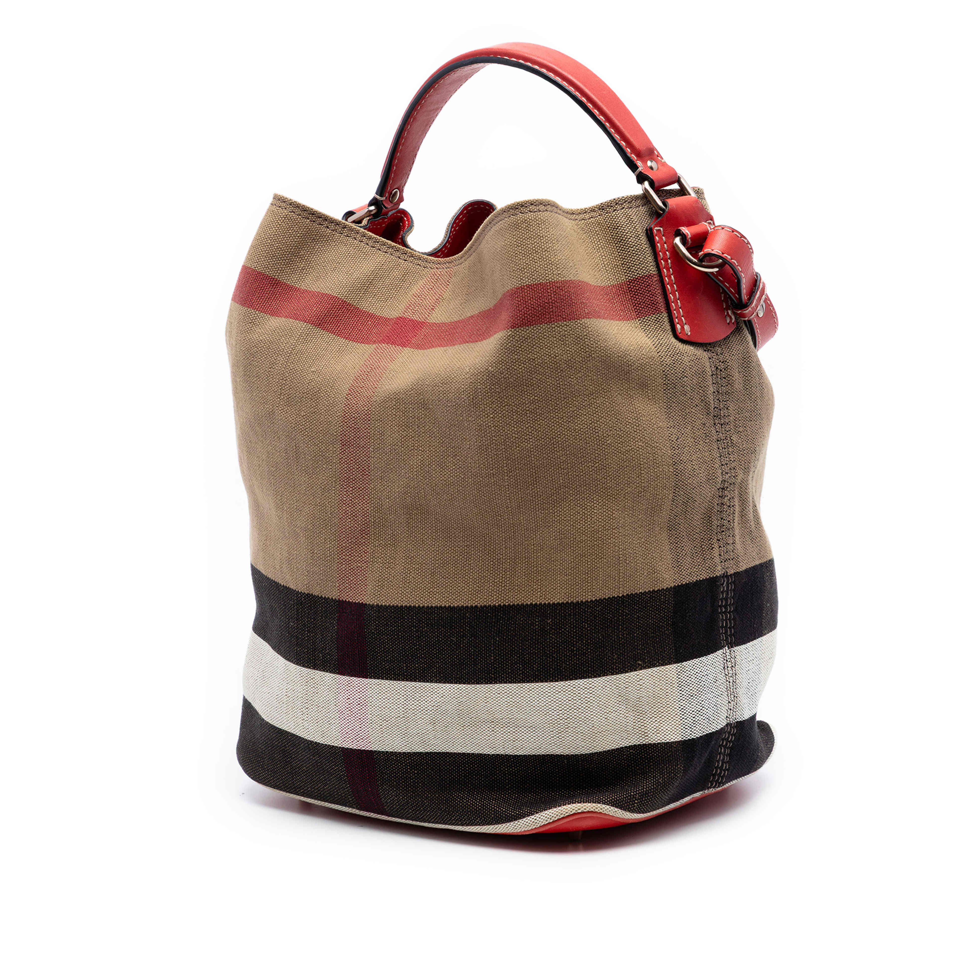 Burberry Medium Mega Check Canvas Ashby Bucket Bag, från Luxclusif, i färgen light brown. Klicka för att öppna bilden i stort format