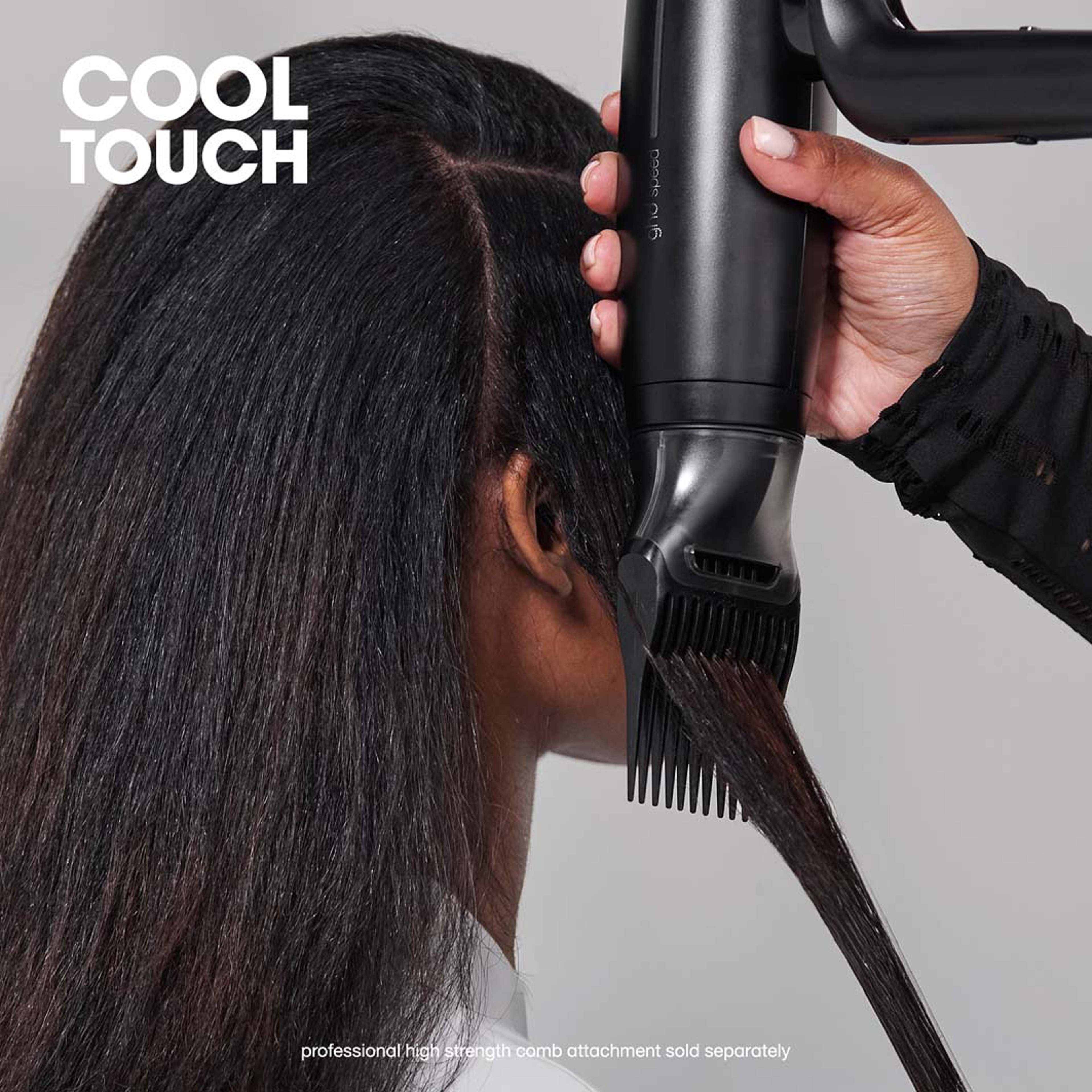 Speed - Hair Dryer Black, från ghd. Klicka för att öppna bilden i stort format