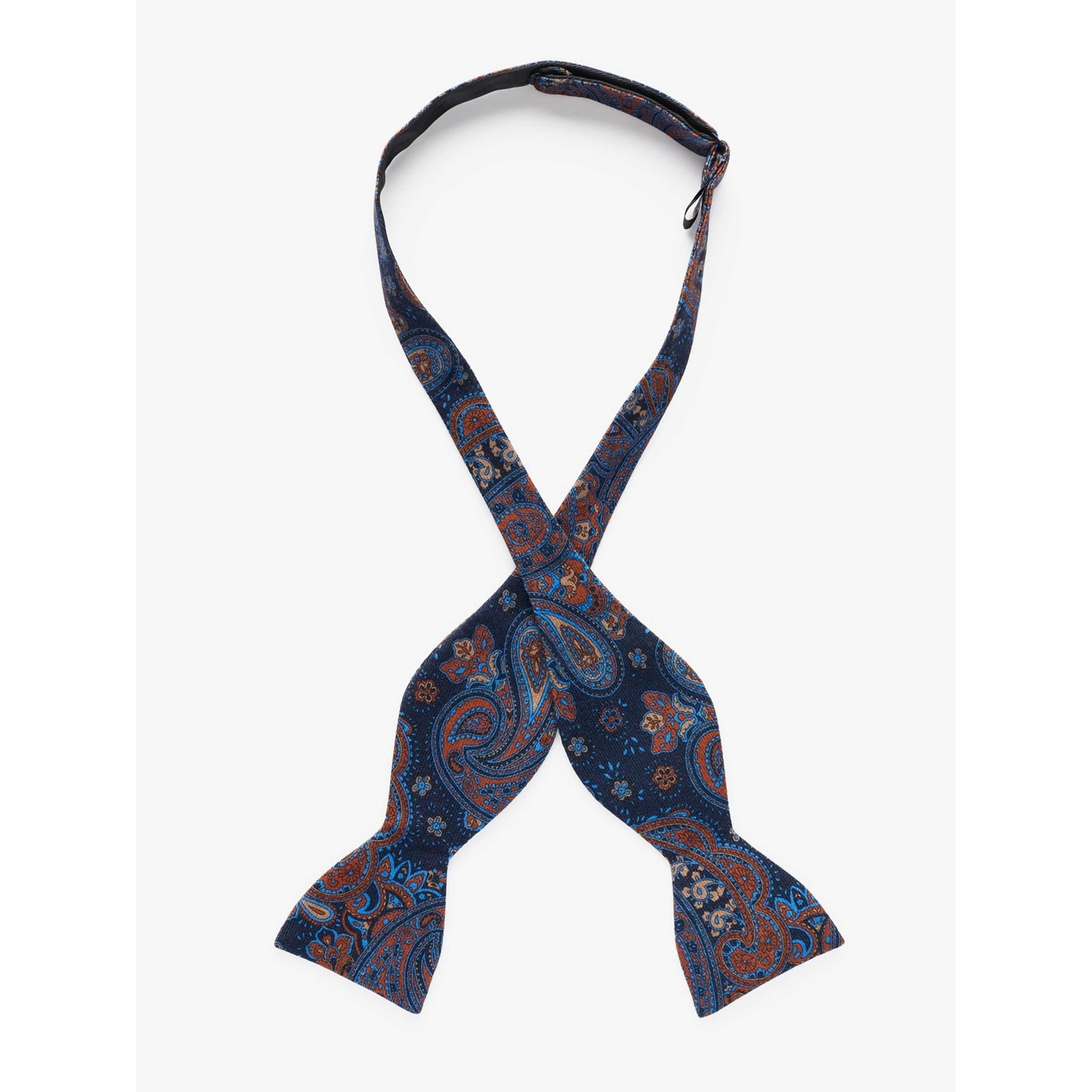 Bow Tie Wool Paisley