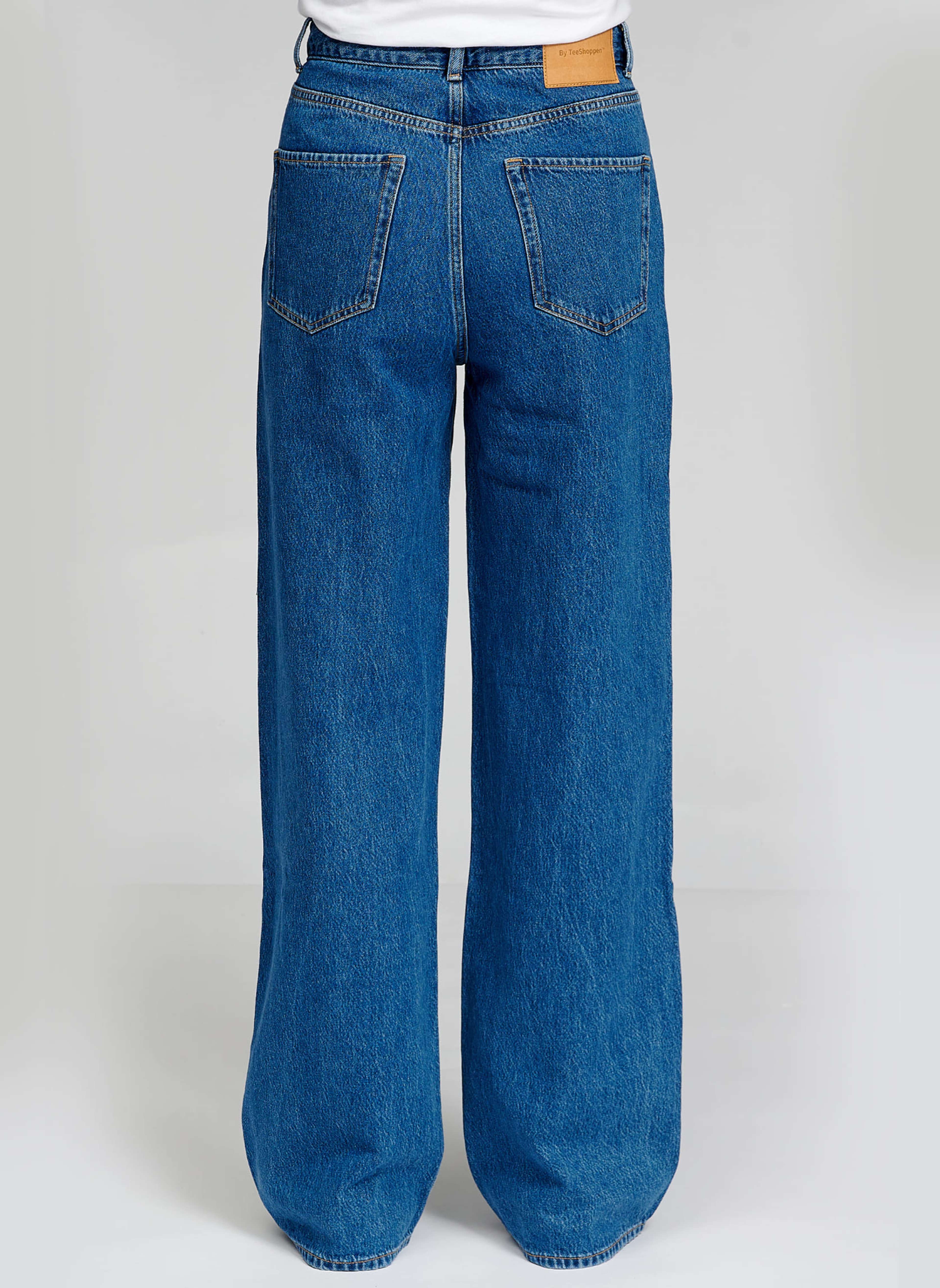Performance Wide Jeans