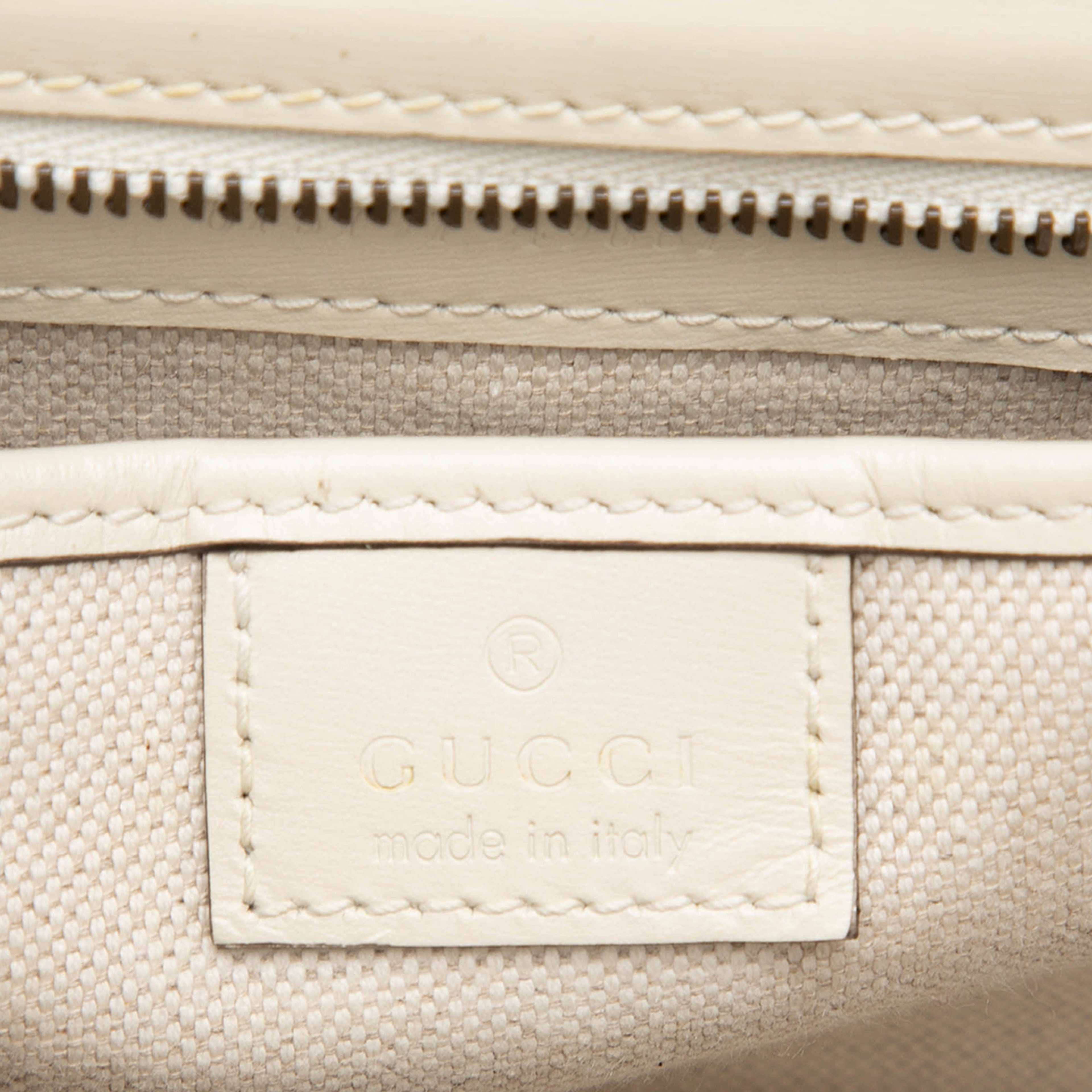 Gucci Small Calfskin Lovelight Bamboo Top Handle Bag, från Luxclusif, i färgen multi. Klicka för att öppna bilden i stort format