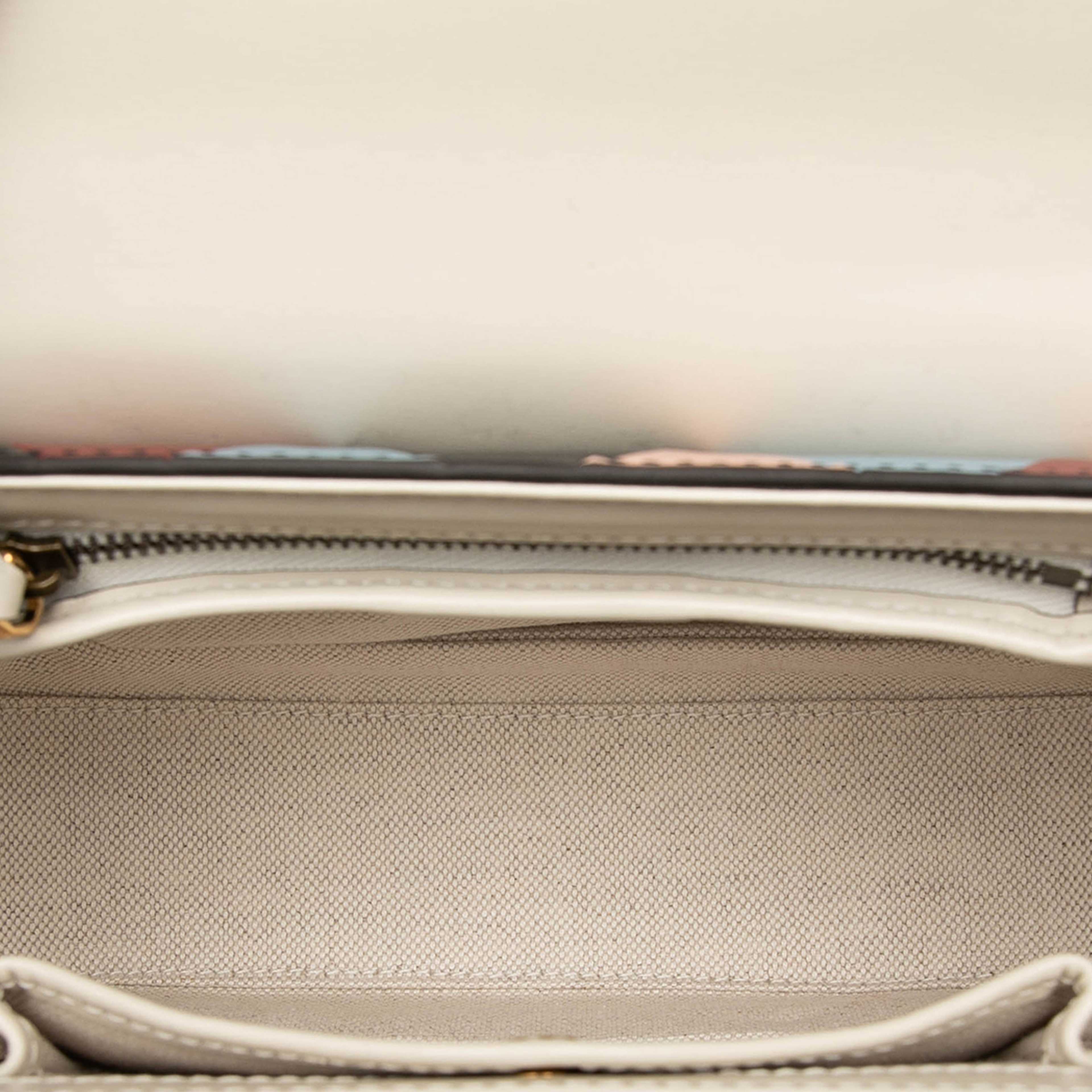 Gucci Small Calfskin Lovelight Bamboo Top Handle Bag, från Luxclusif, i färgen multi. Klicka för att öppna bilden i stort format
