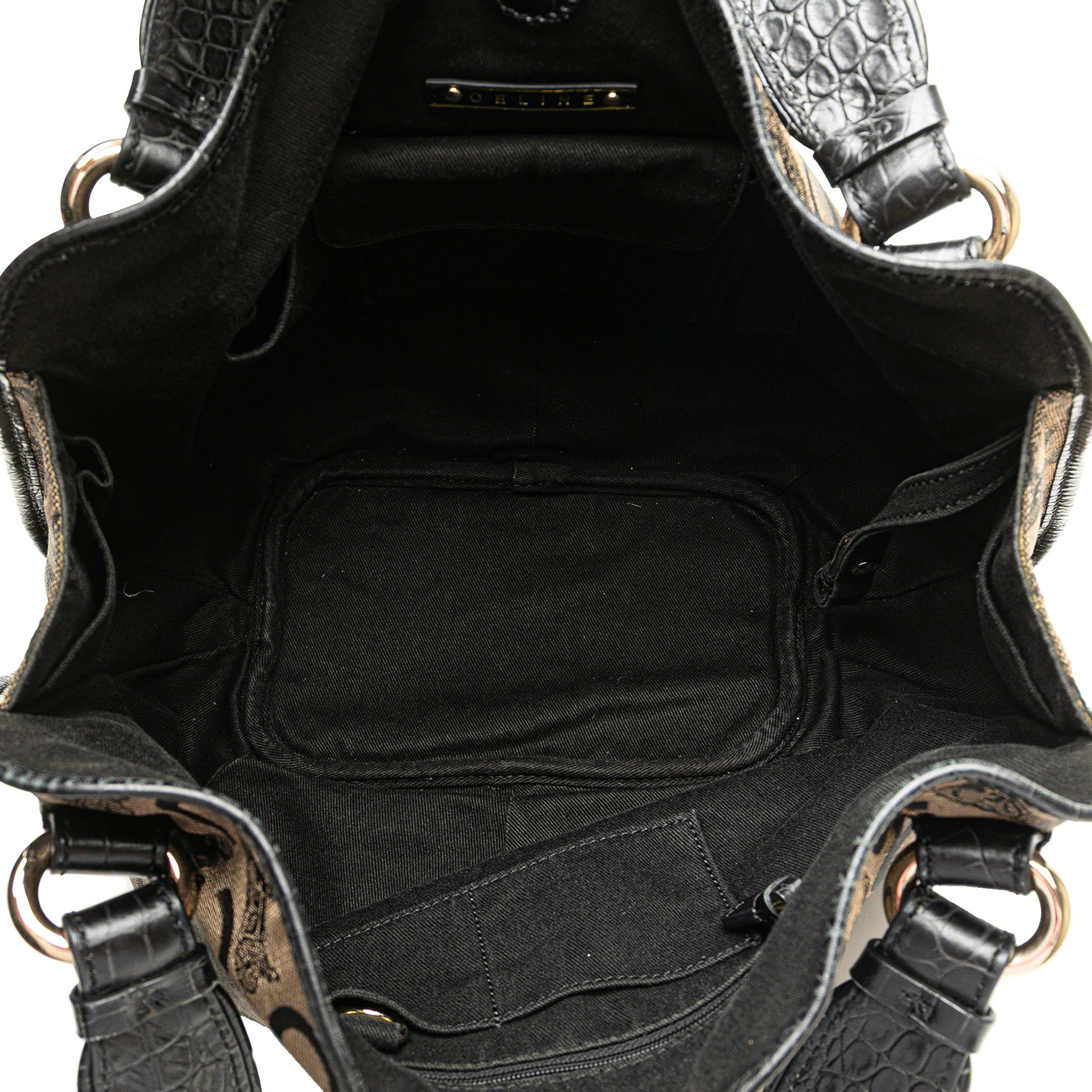 Celine C Carriage Canvas Bittersweet Hobo, från Luxclusif, i färgen brown. Klicka för att öppna bilden i stort format