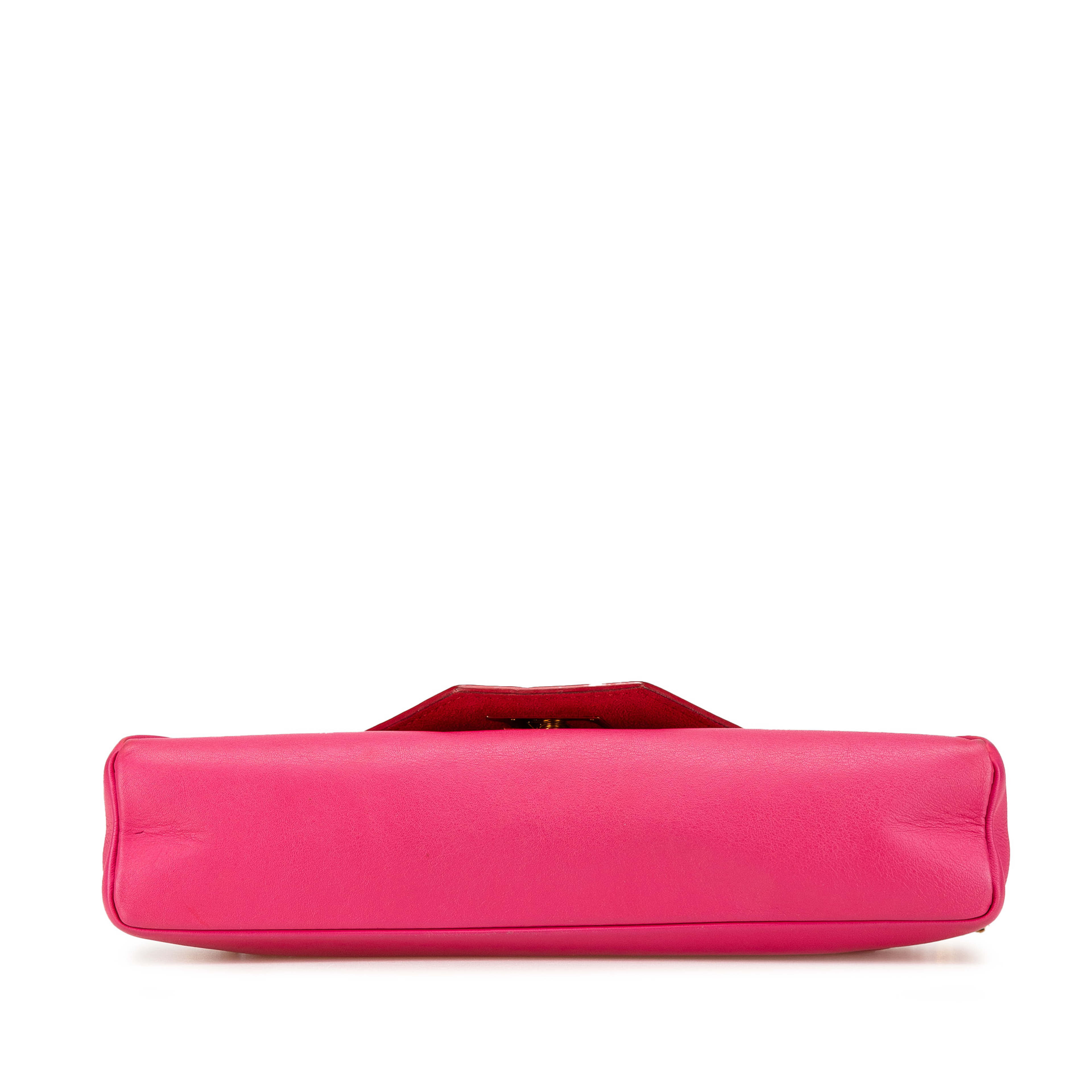 Louis Vuitton Bicolor Love Note, från Luxclusif, i färgen red. Klicka för att öppna bilden i stort format