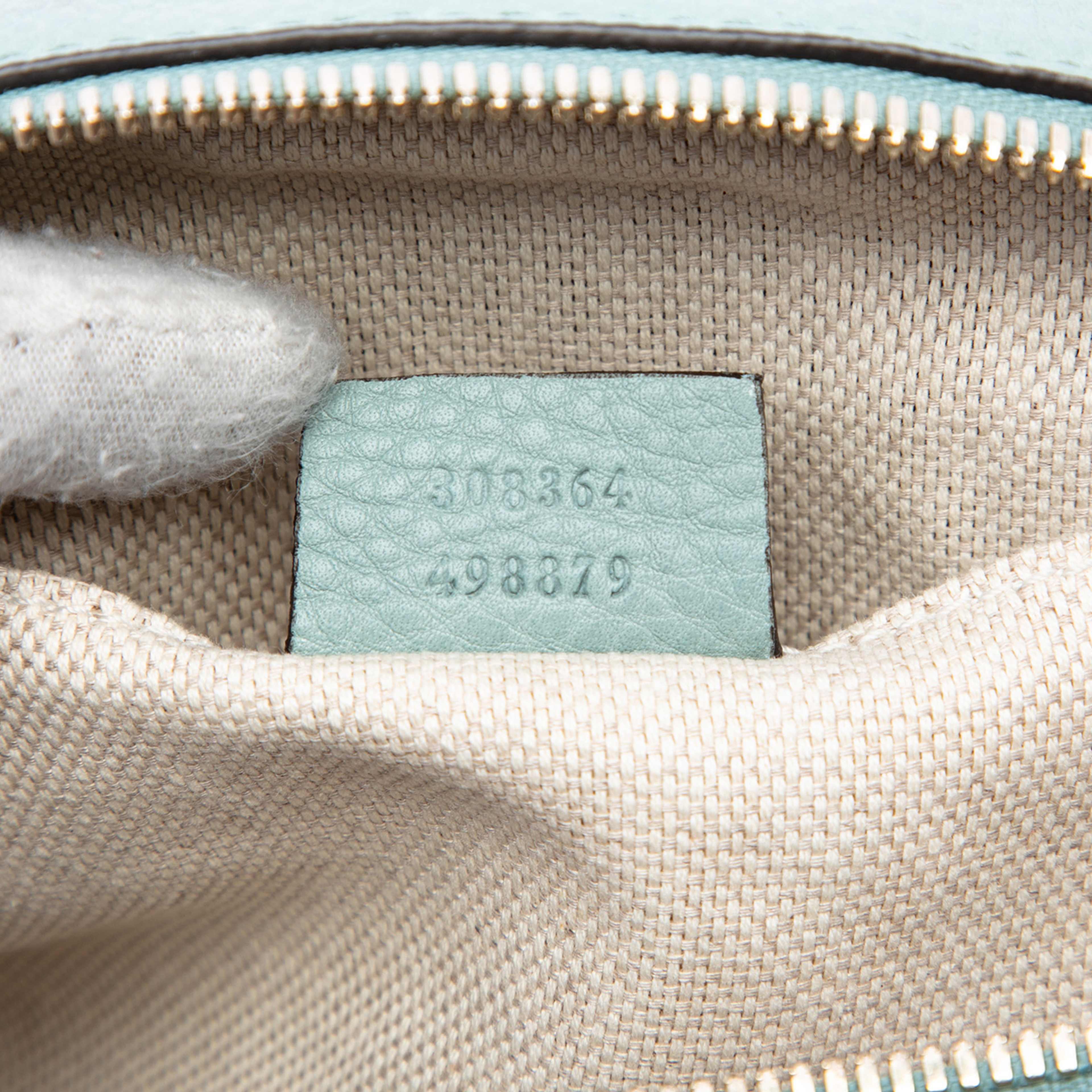 Gucci Leather Soho Disco Crossbody, från Luxclusif, i färgen light blue. Klicka för att öppna bilden i stort format