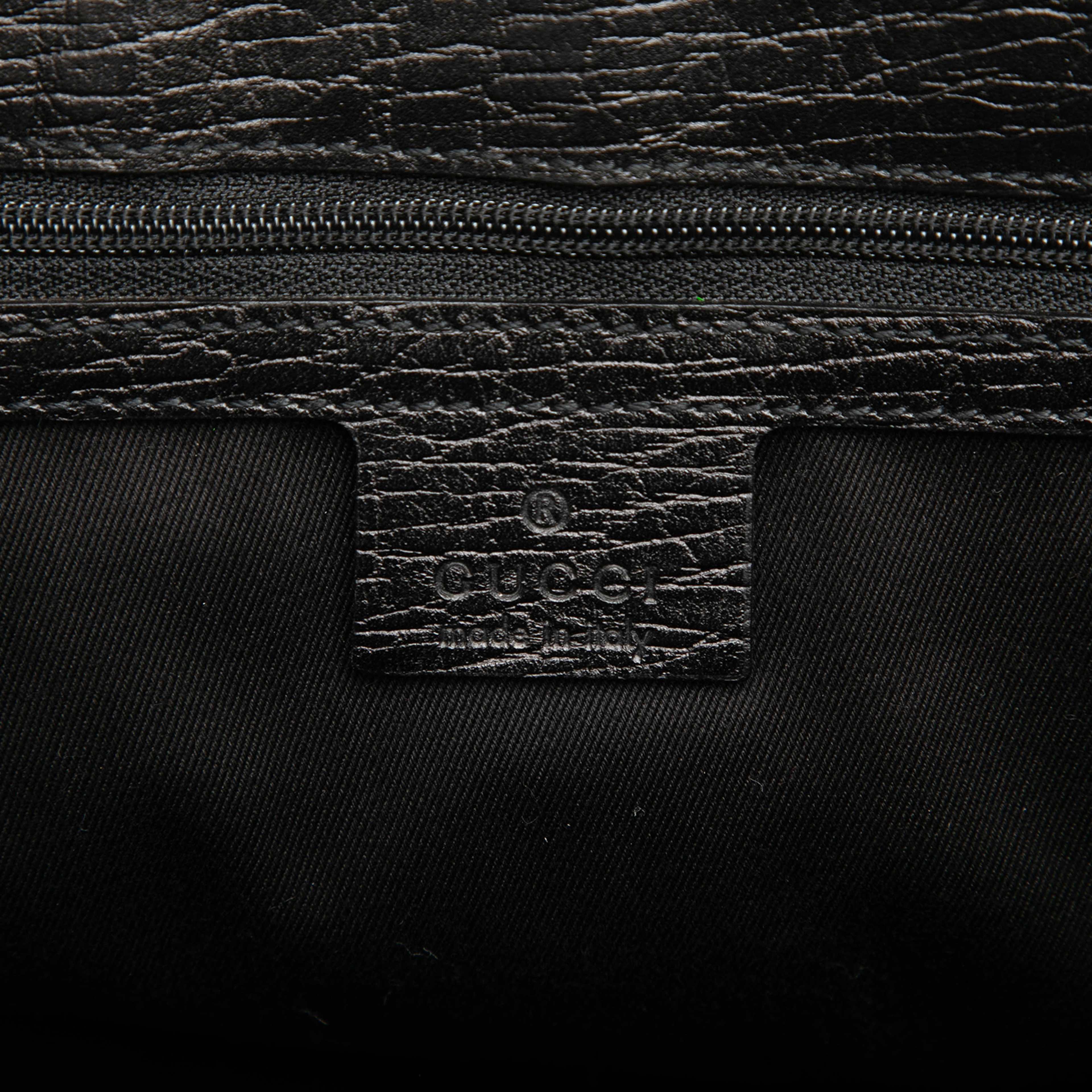 Gucci Gg Canvas Bamboo Tote, från Luxclusif, i färgen black. Klicka för att öppna bilden i stort format