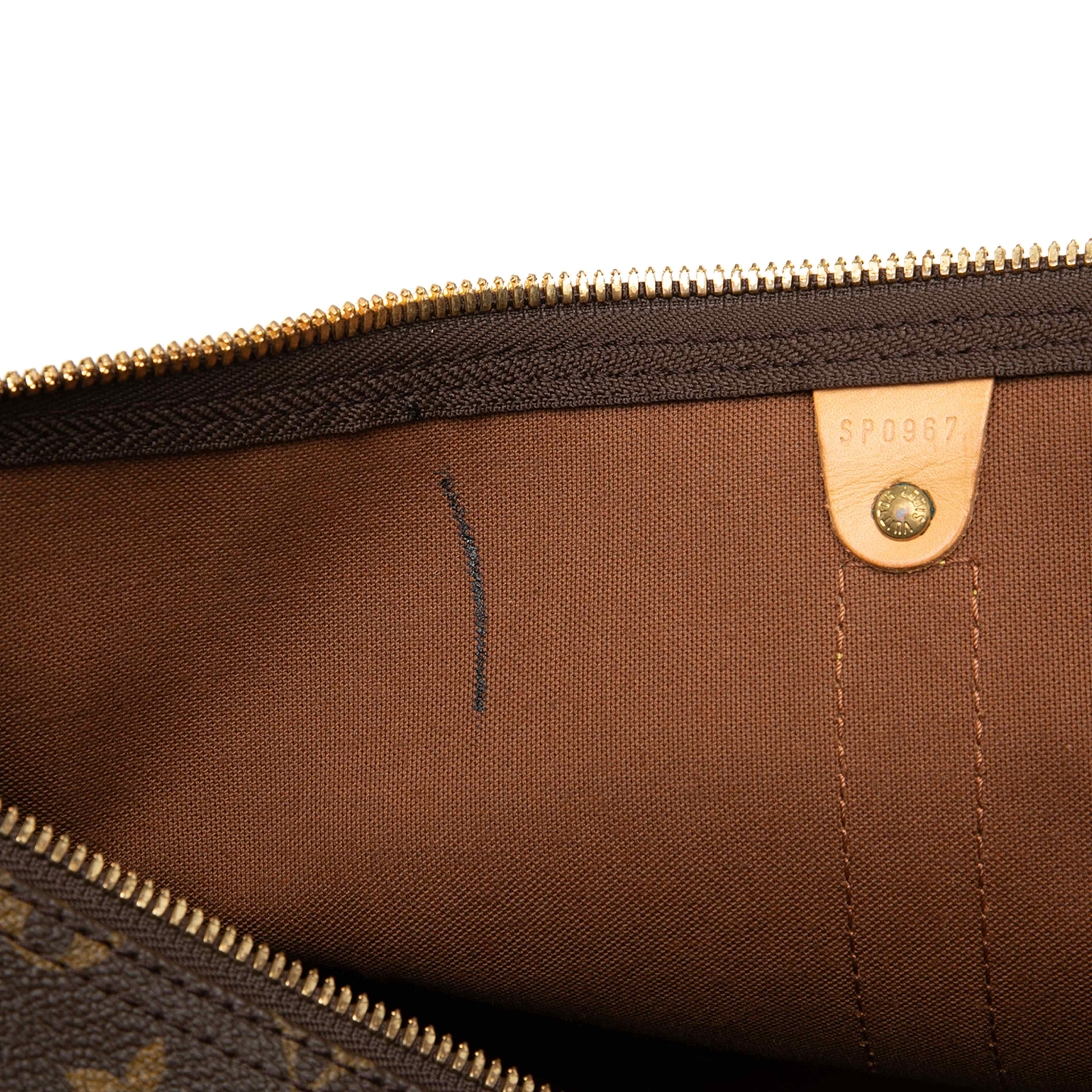 Louis Vuitton Monogram Keepall 55, från Luxclusif, i färgen brun. Klicka för att öppna bilden i stort format