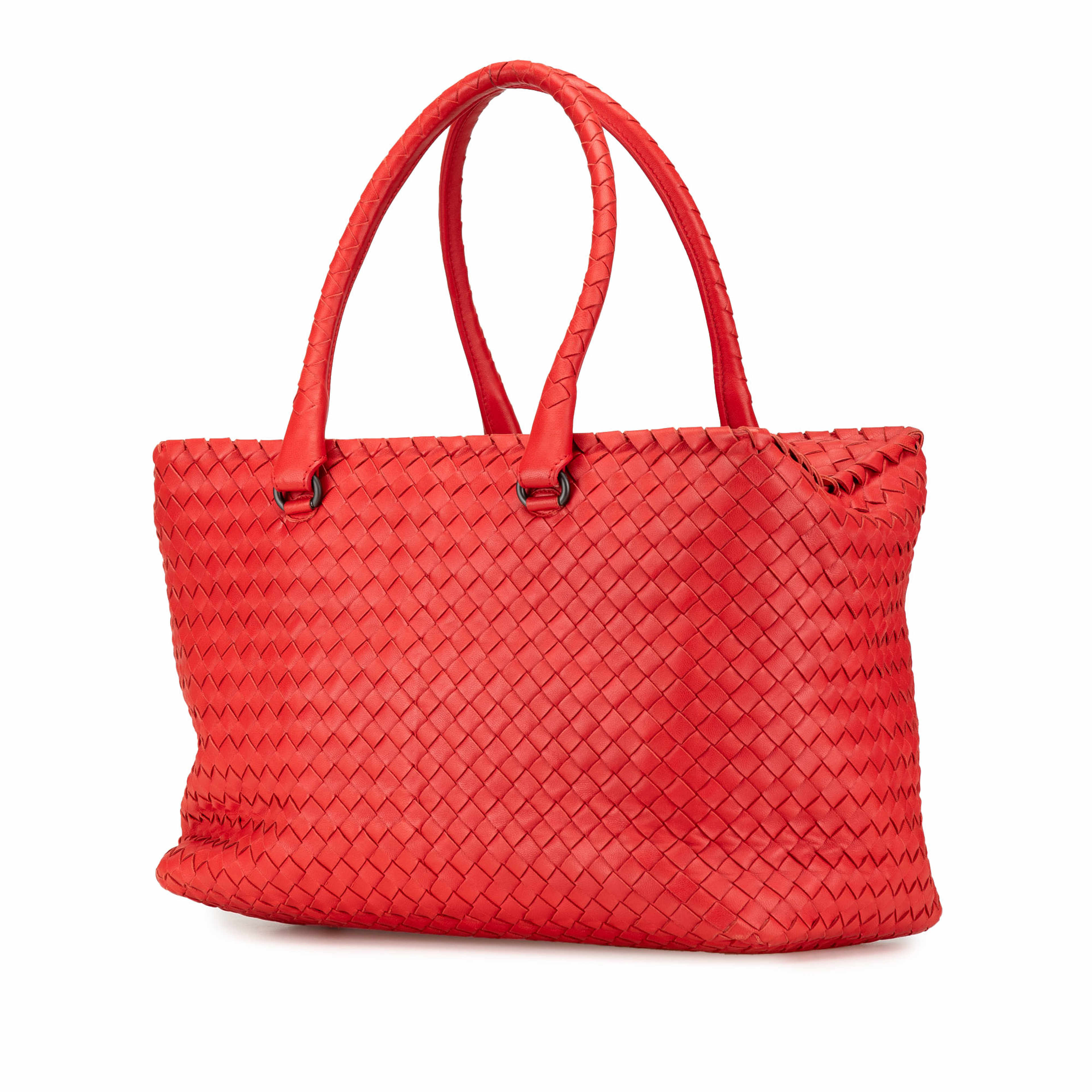 Bottega Veneta Nappa Intrecciato Brick Tote, från Luxclusif, i färgen red. Klicka för att öppna bilden i stort format