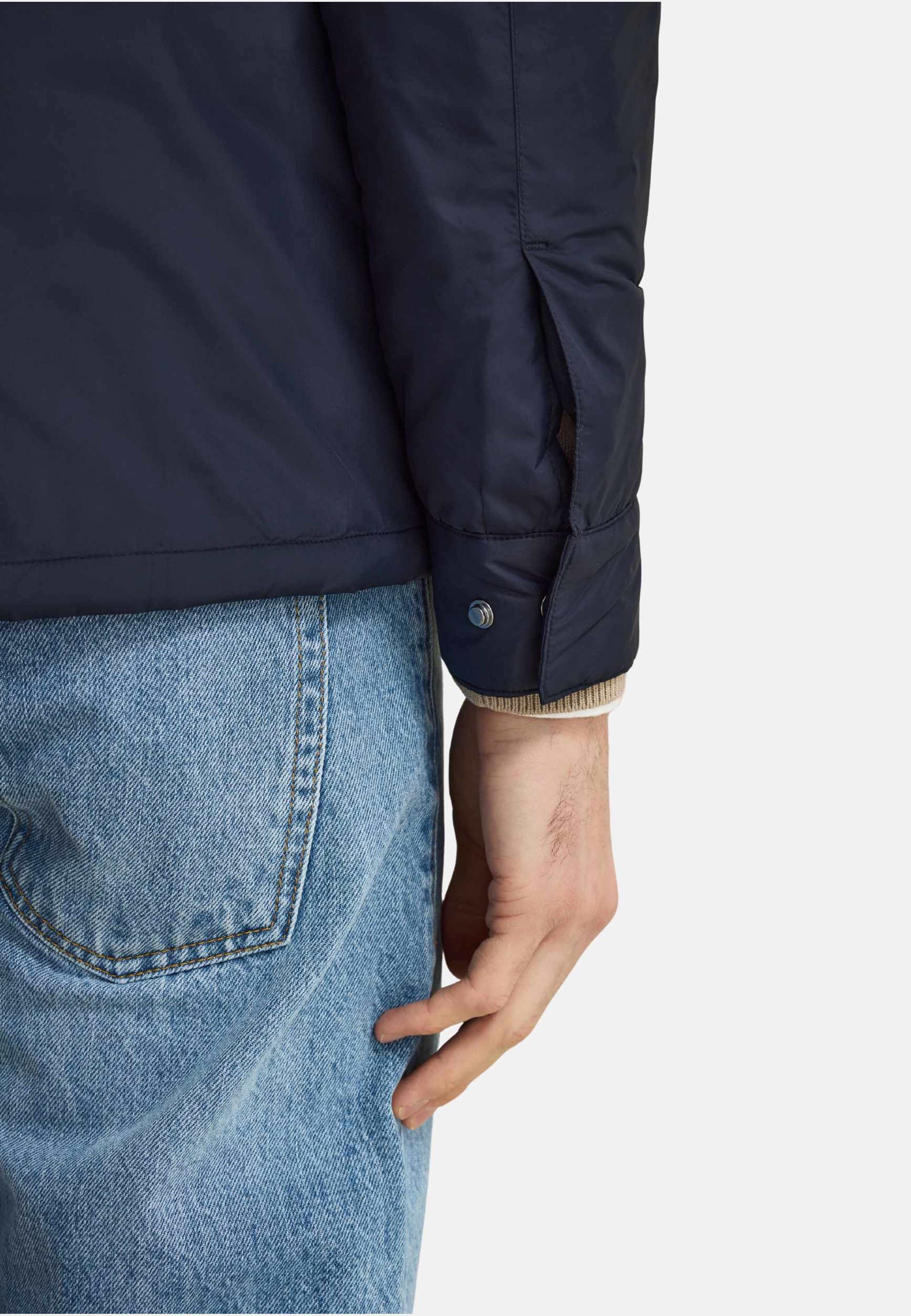 Padded Overshirt, från John Henric, i färgen navy blue. Klicka för att öppna bilden i stort format