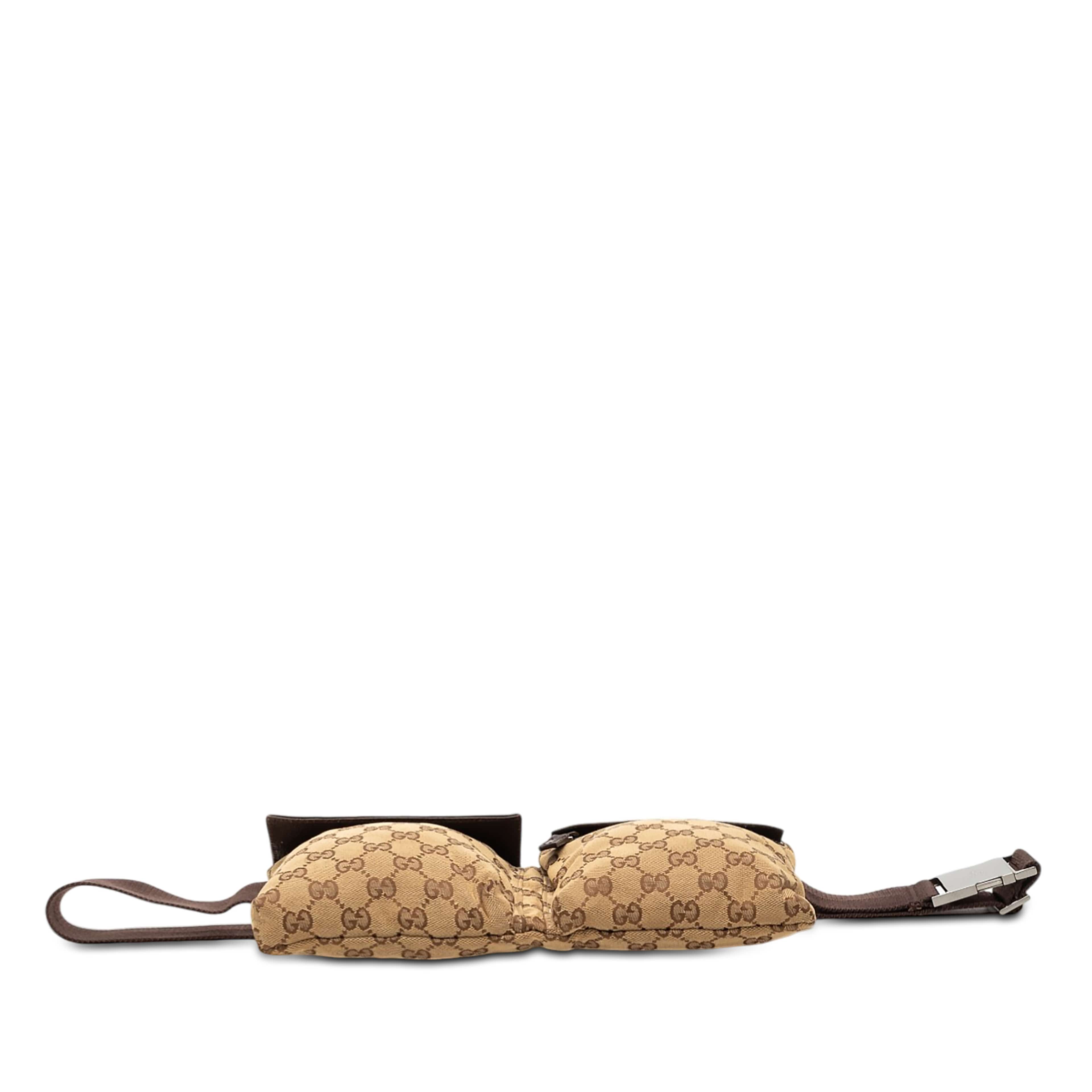 Gucci Gg Canvas Double Pocket Belt Bag, från Luxclusif, i färgen beige. Klicka för att öppna bilden i stort format