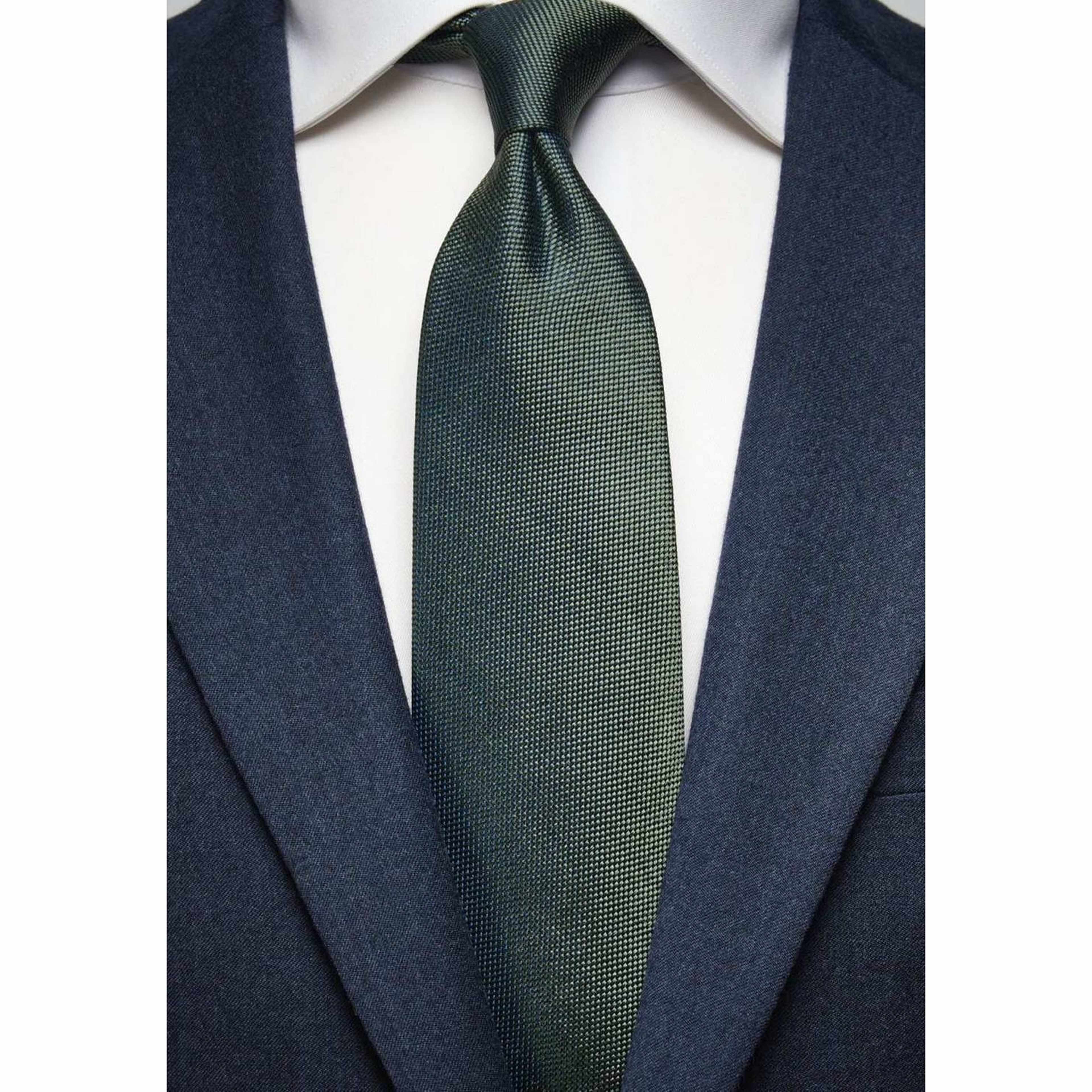 Tie Structure