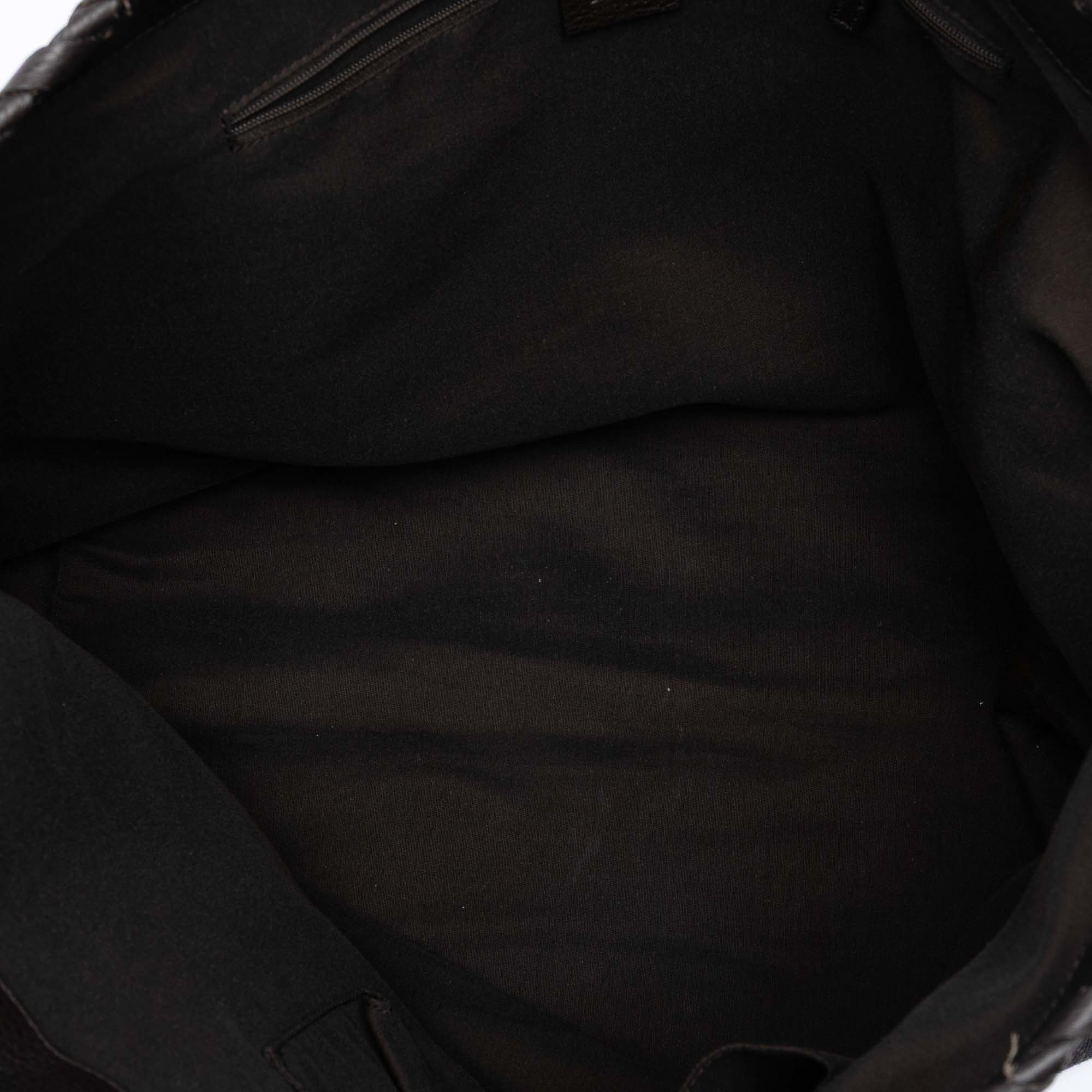 Gucci Gg Canvas Peggy Braided Tote, från Luxclusif, i färgen dark brown. Klicka för att öppna bilden i stort format