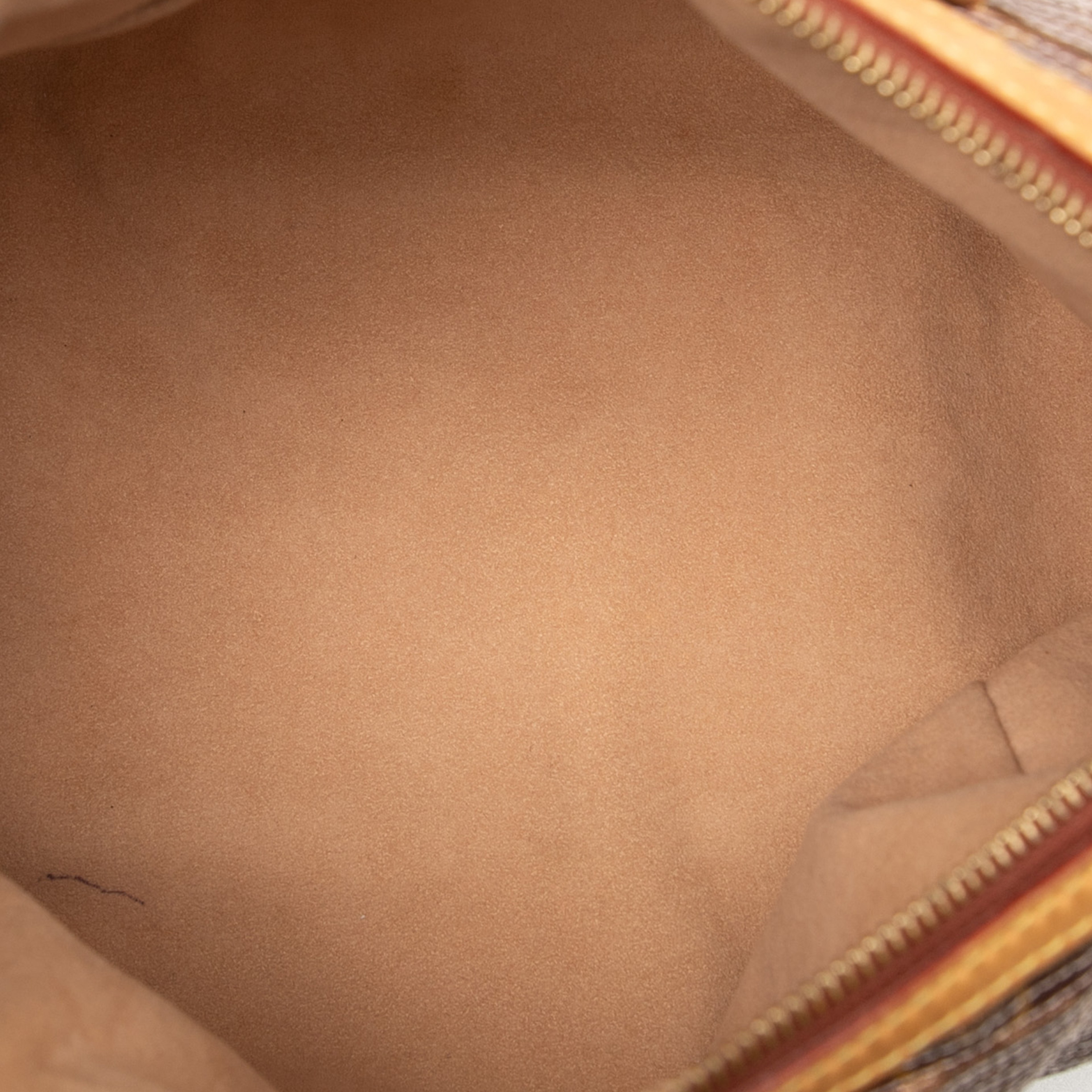 Louis Vuitton Monogram Eden Speedy Bandouliere 30, från Luxclusif, i färgen brown. Klicka för att öppna bilden i stort format